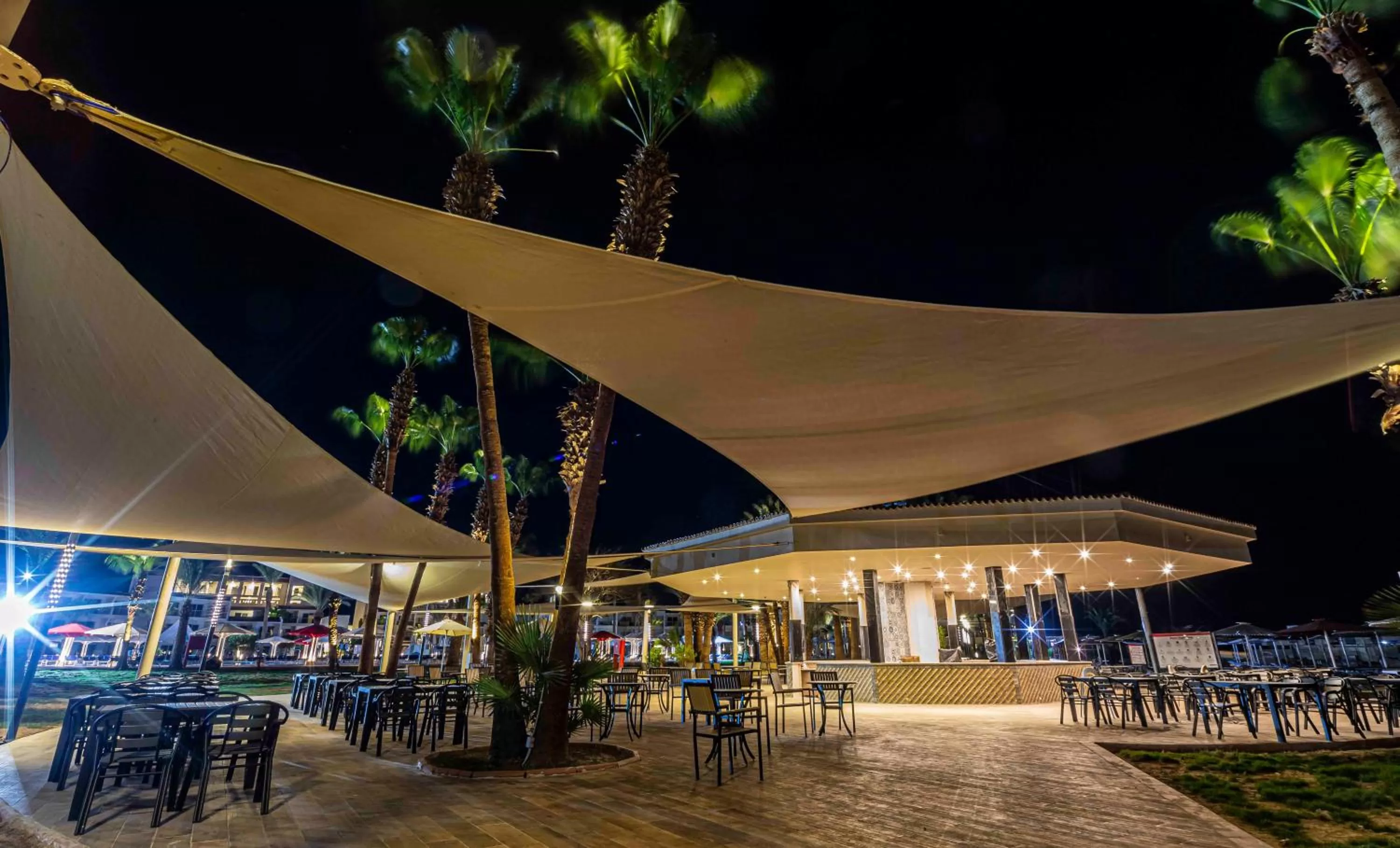 Lounge or bar in Amarina Abu Soma Resort & Aquapark