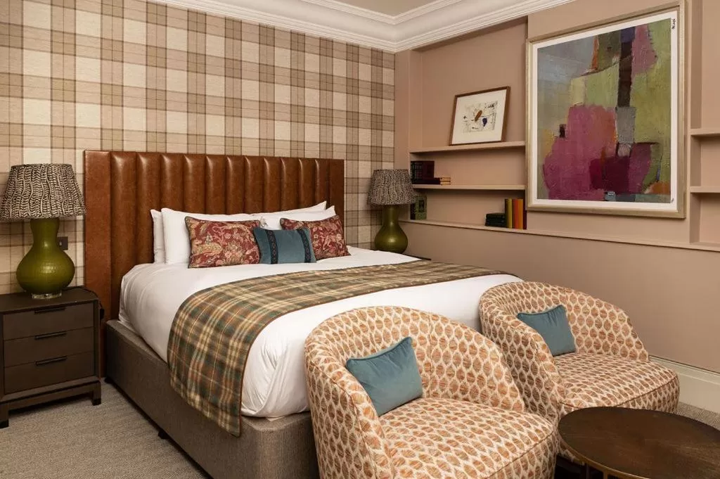 Bed in The Tophams Hotel