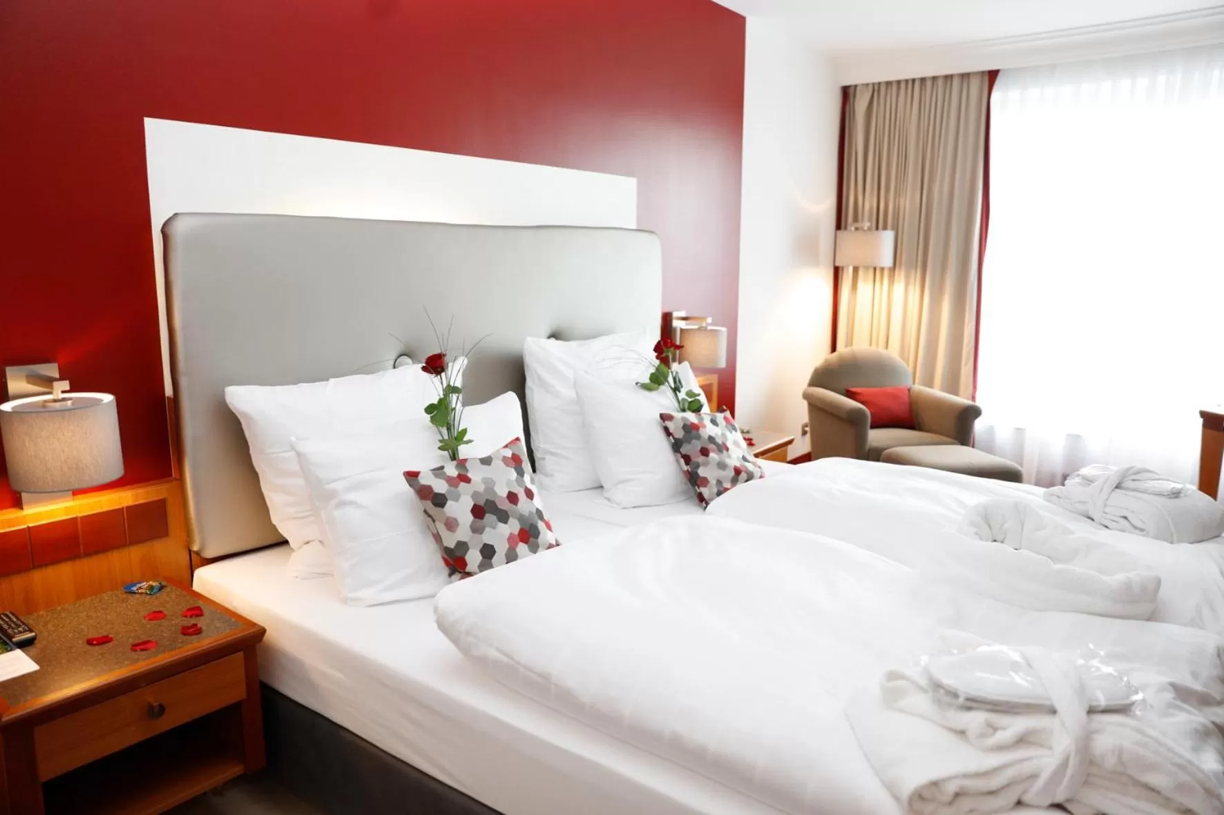 Photo of the whole room, Bed in Dorint An den Westfalenhallen Dortmund