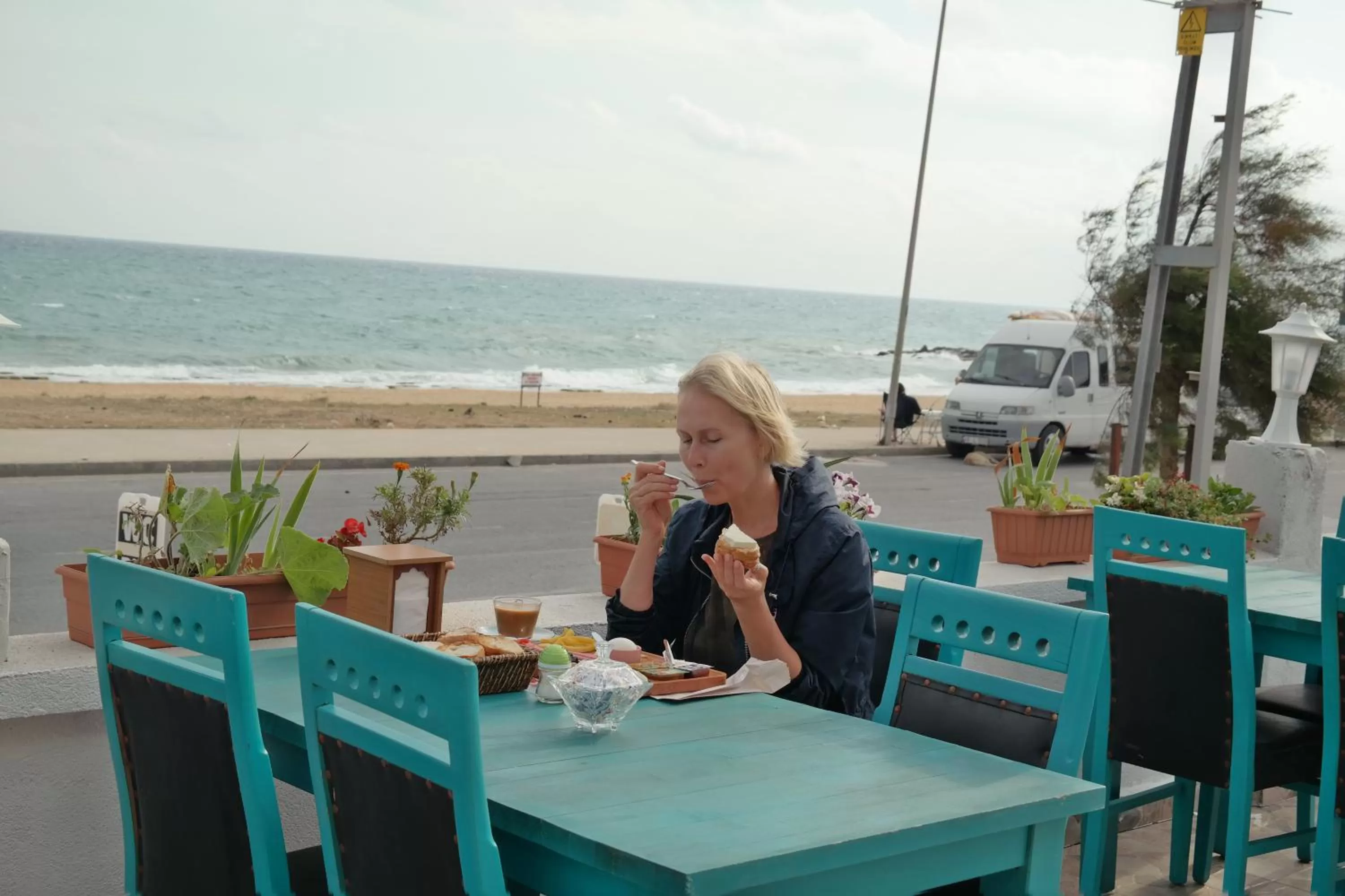 Restaurant/places to eat in istanbul Airport Kumsal Otel