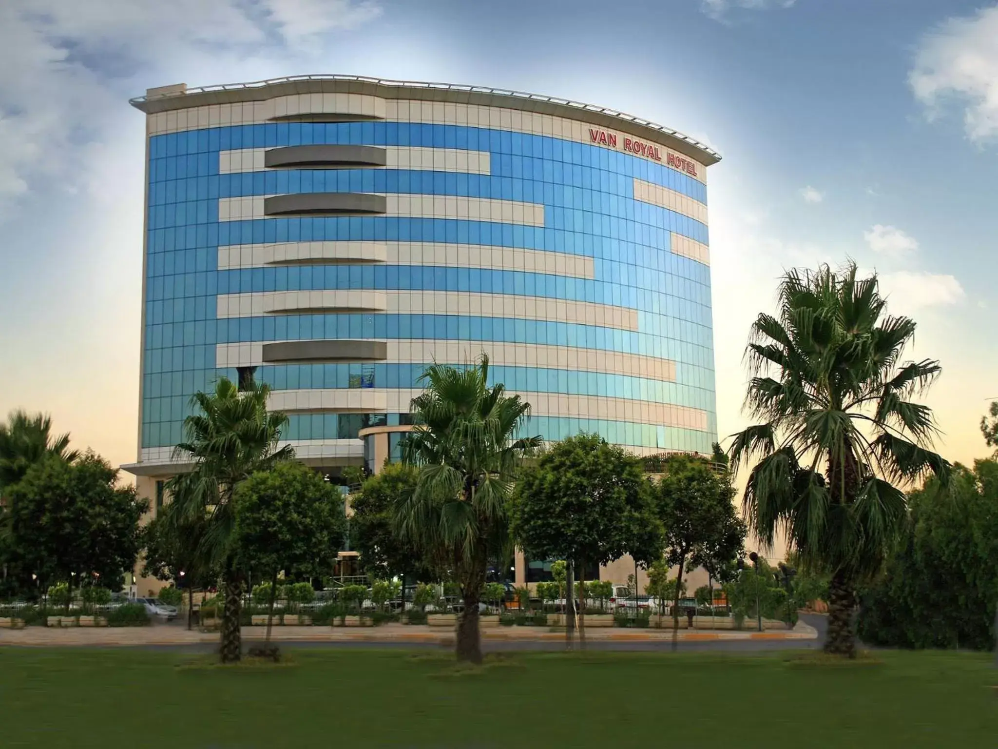 Van Royal Hotel Van Royal Hotel