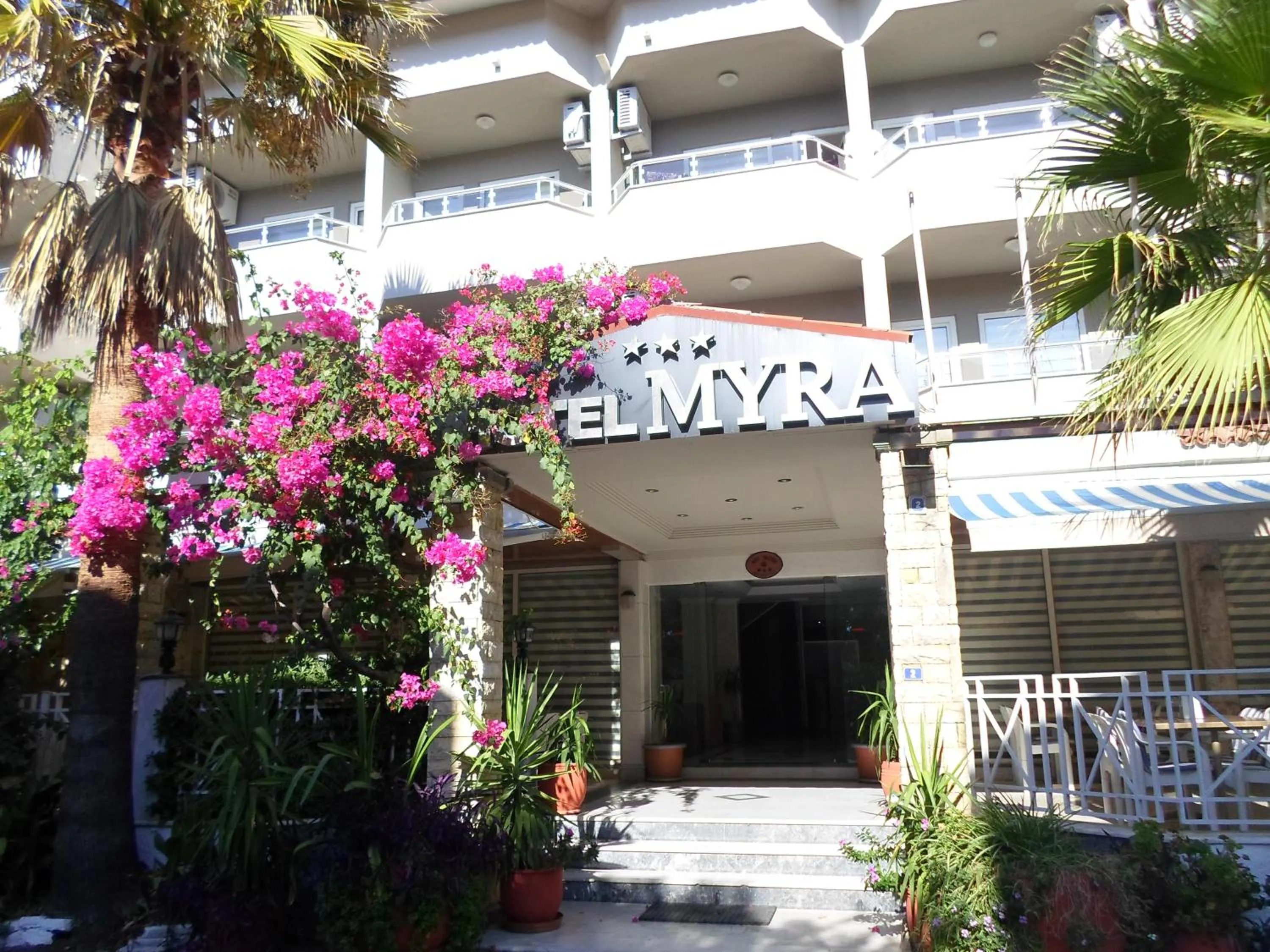 Facade/entrance in Myra Hotel