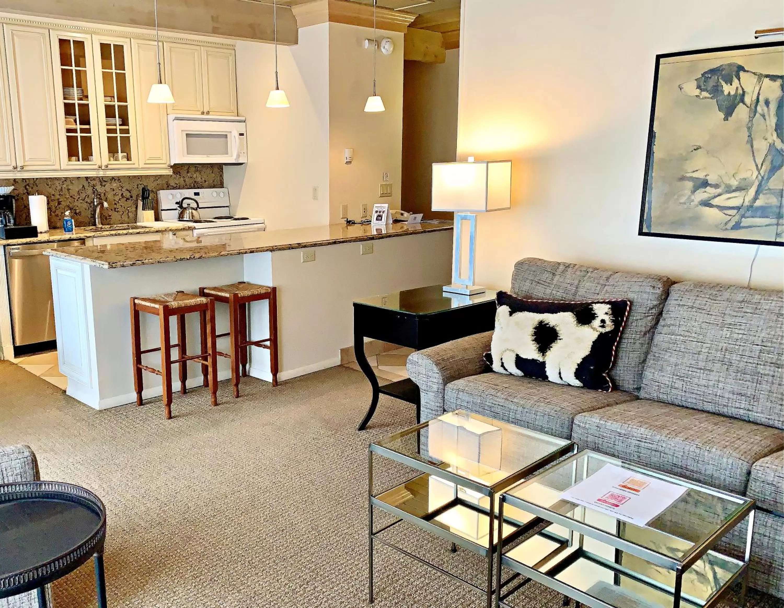 Kitchen or kitchenette in Aspen Square Condominium Hotel