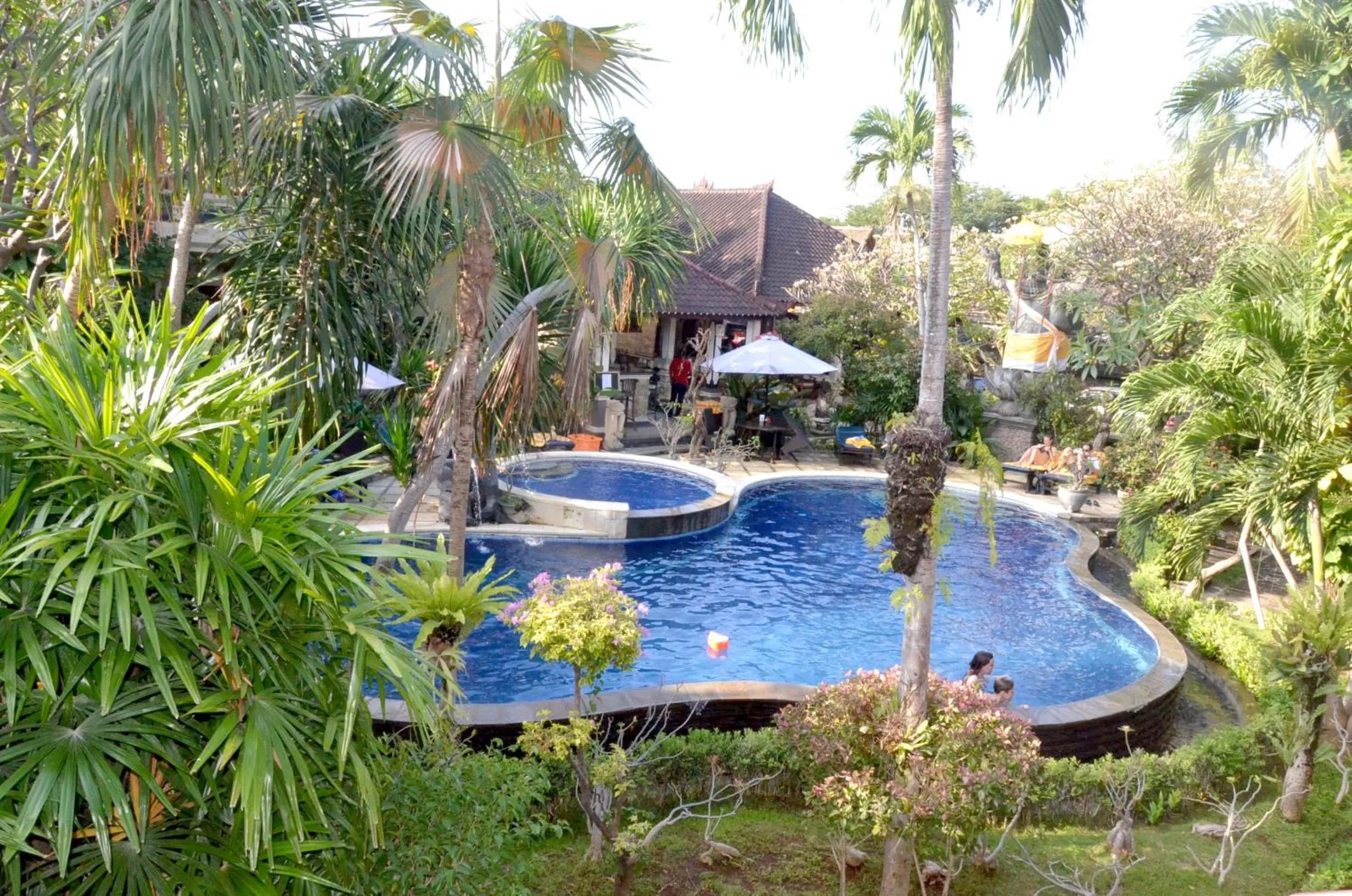 Swimming pool in Hotel Suma