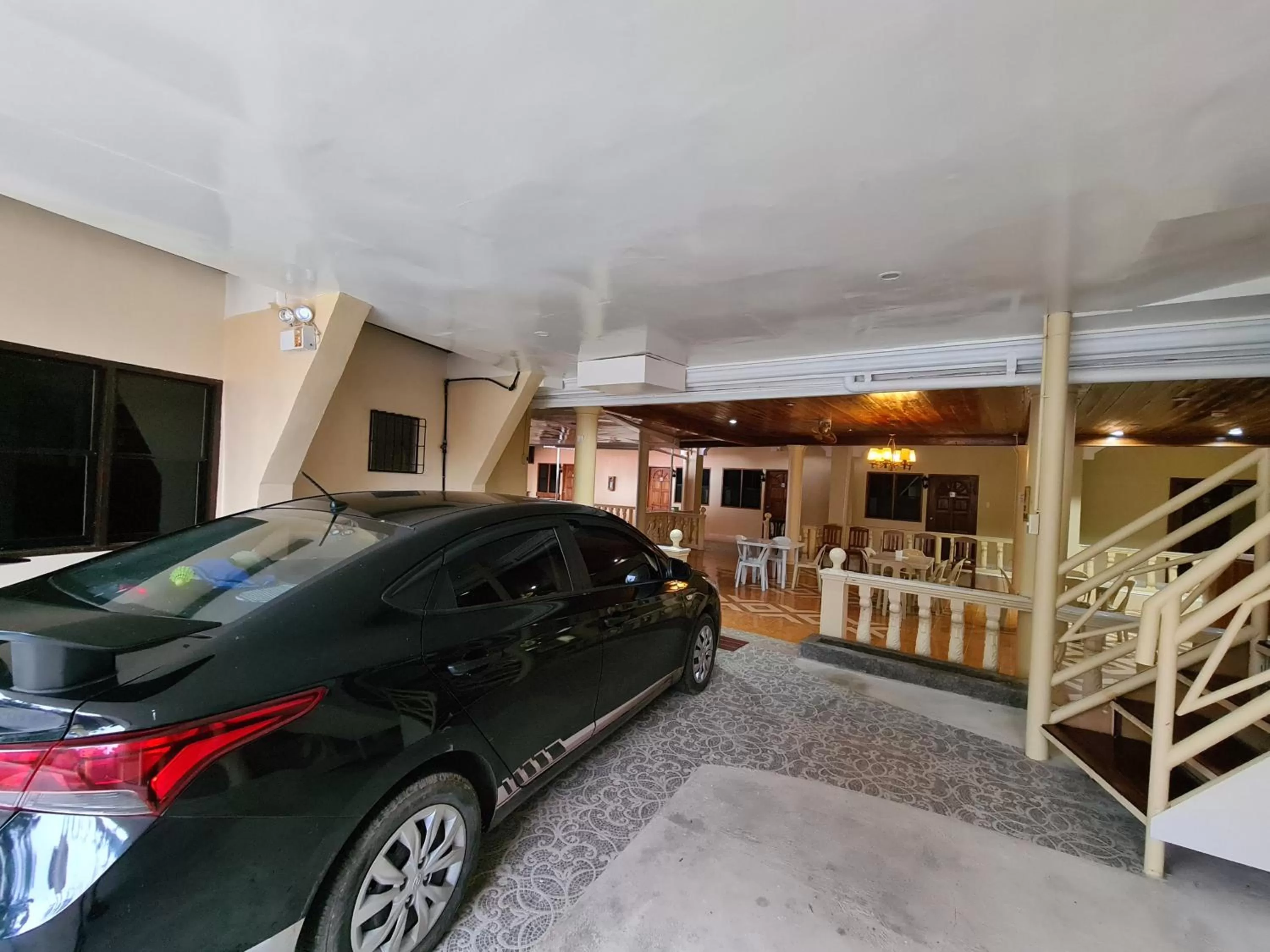 Parking in La-Familia Guest House