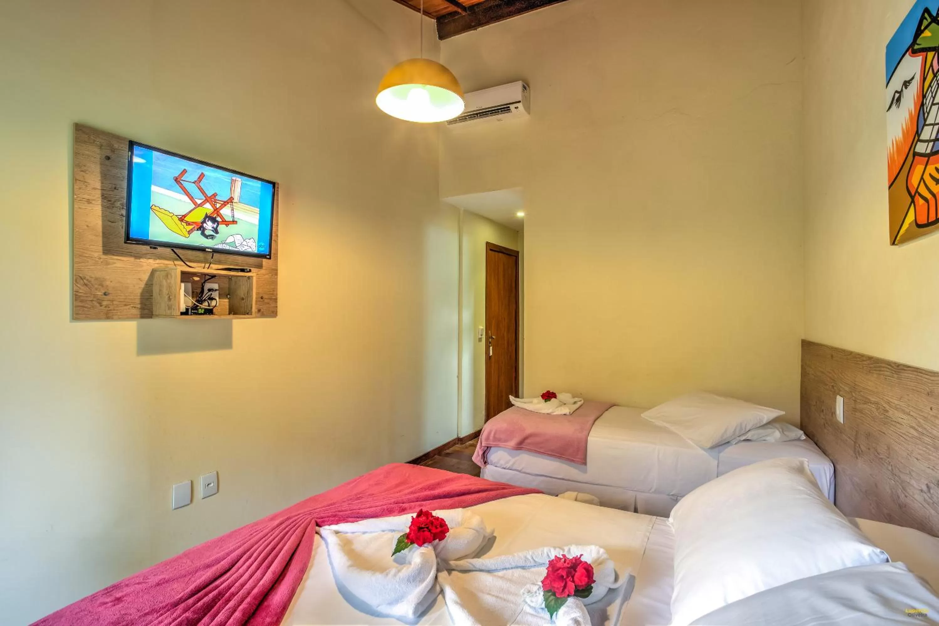 Photo of the whole room, Bed in i9 Embaú Flats & Suites