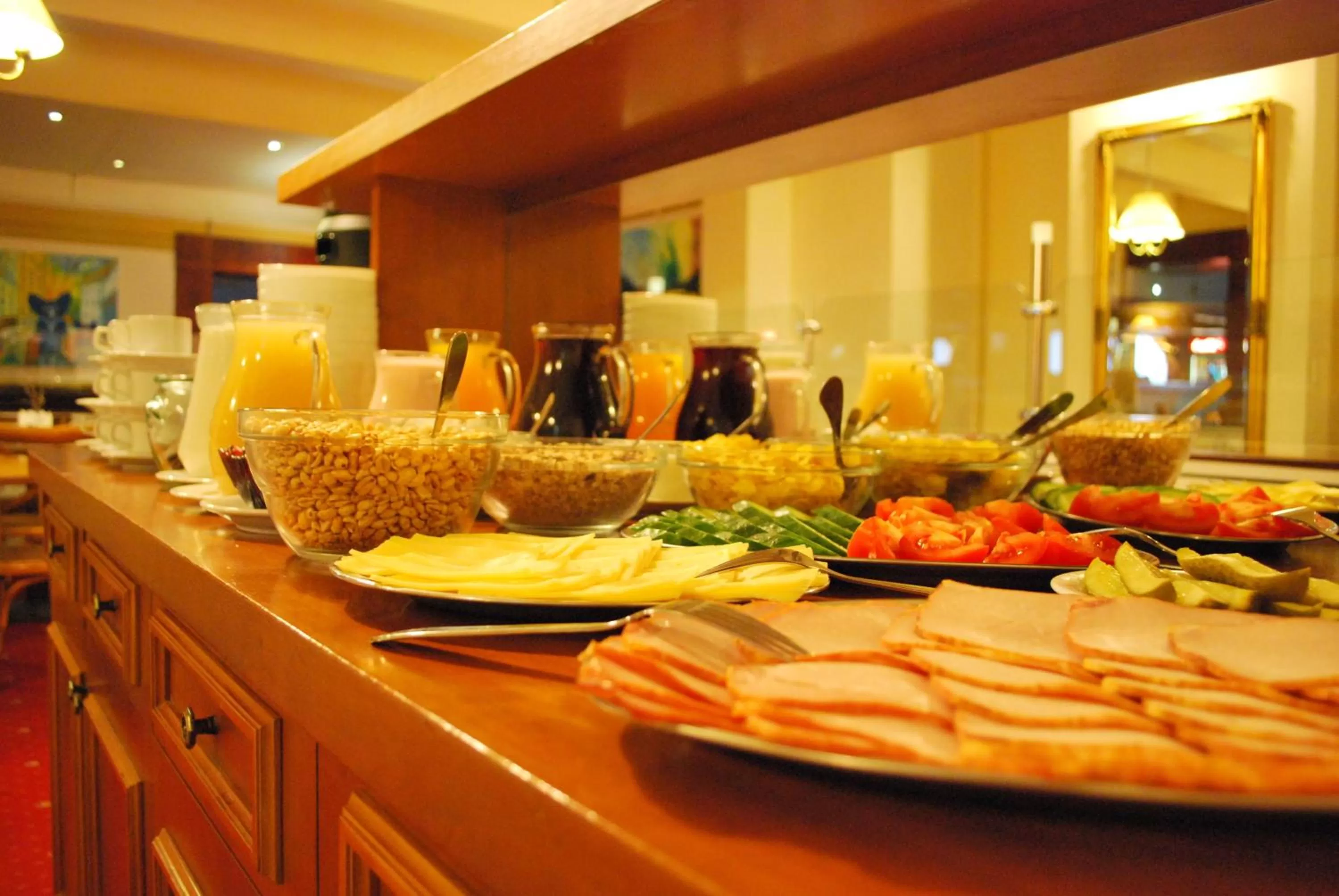 Restaurant/places to eat in A1 Hotel Riga City Center