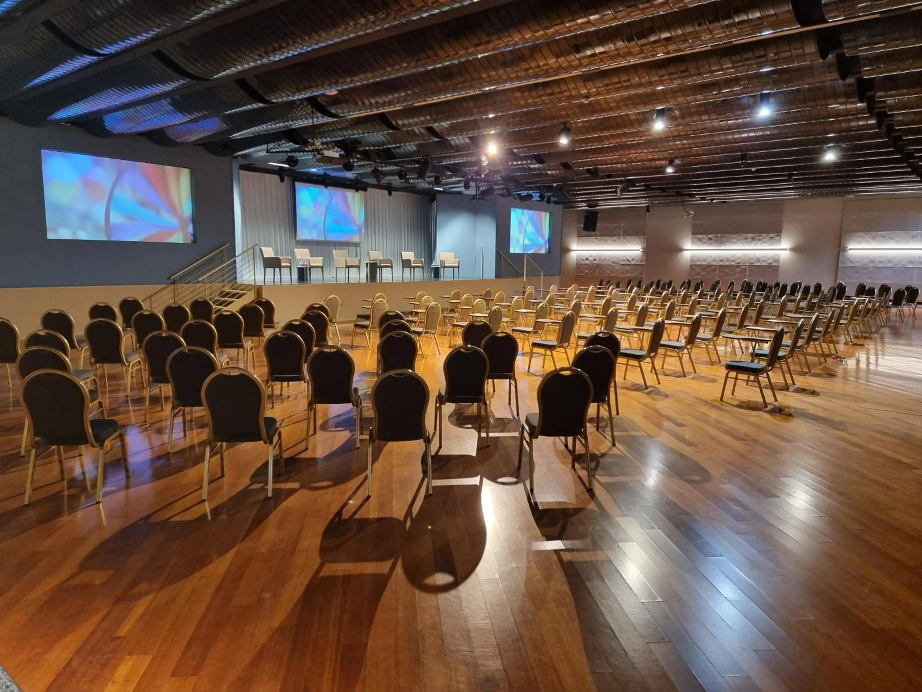 Property building in Loano 2 Village