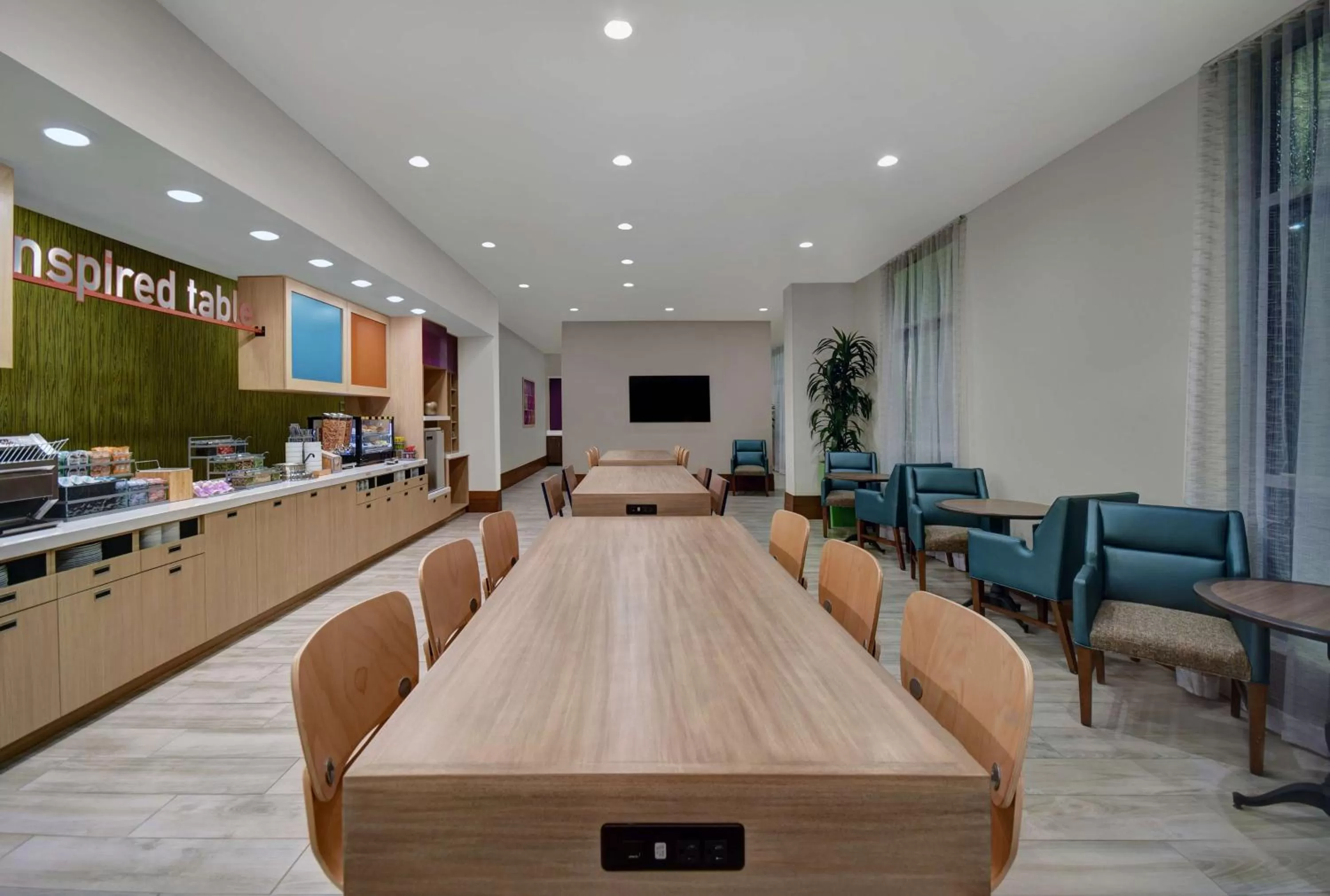 Breakfast in Home2 Suites by Hilton Houston Medical Center, TX