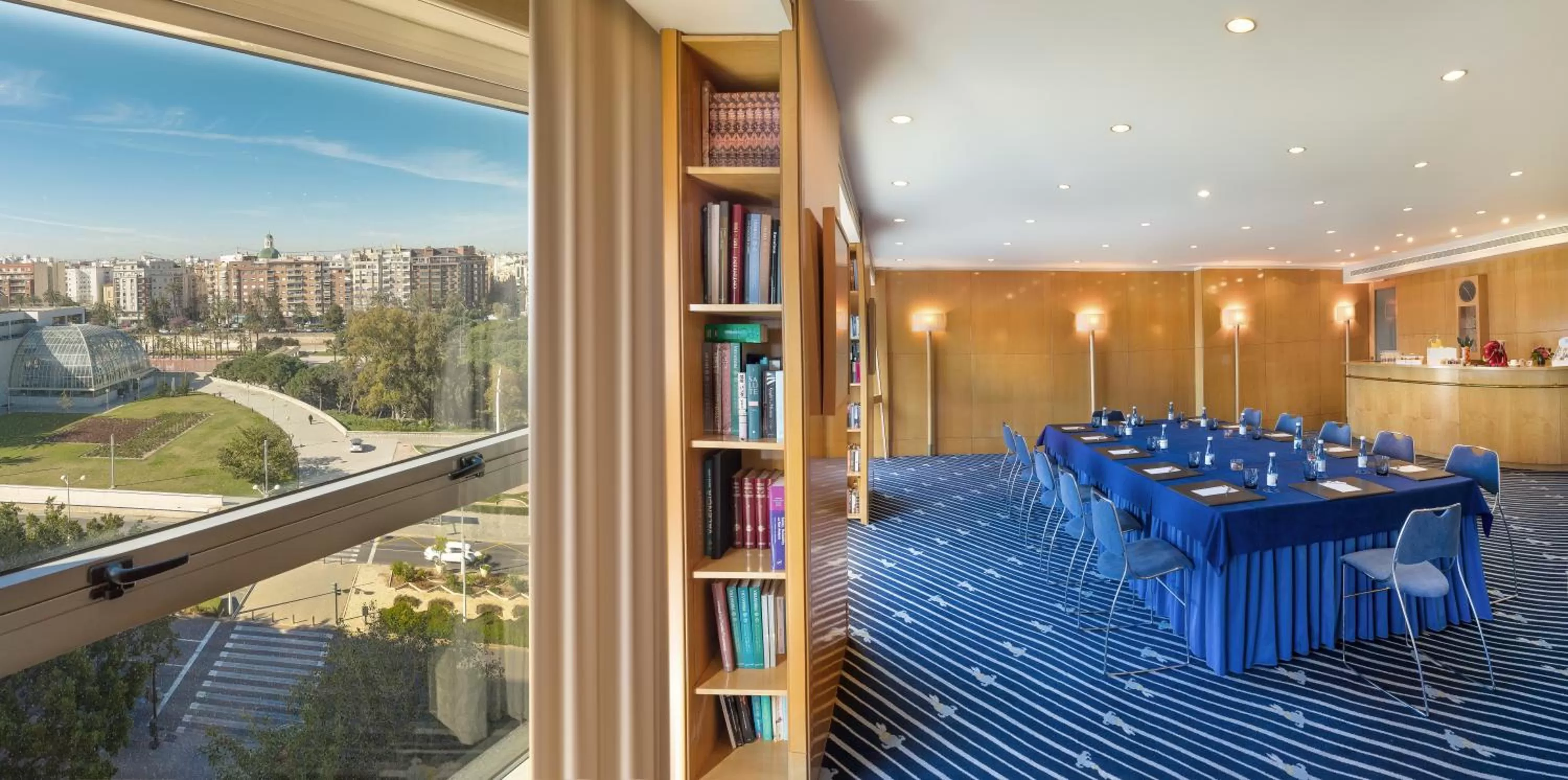 Business facilities in SH Valencia Palace