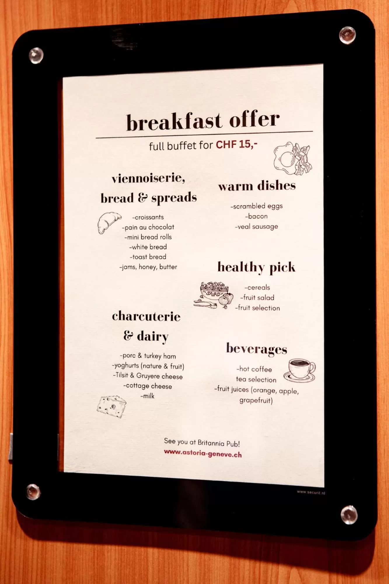 Buffet breakfast in Hôtel Astoria