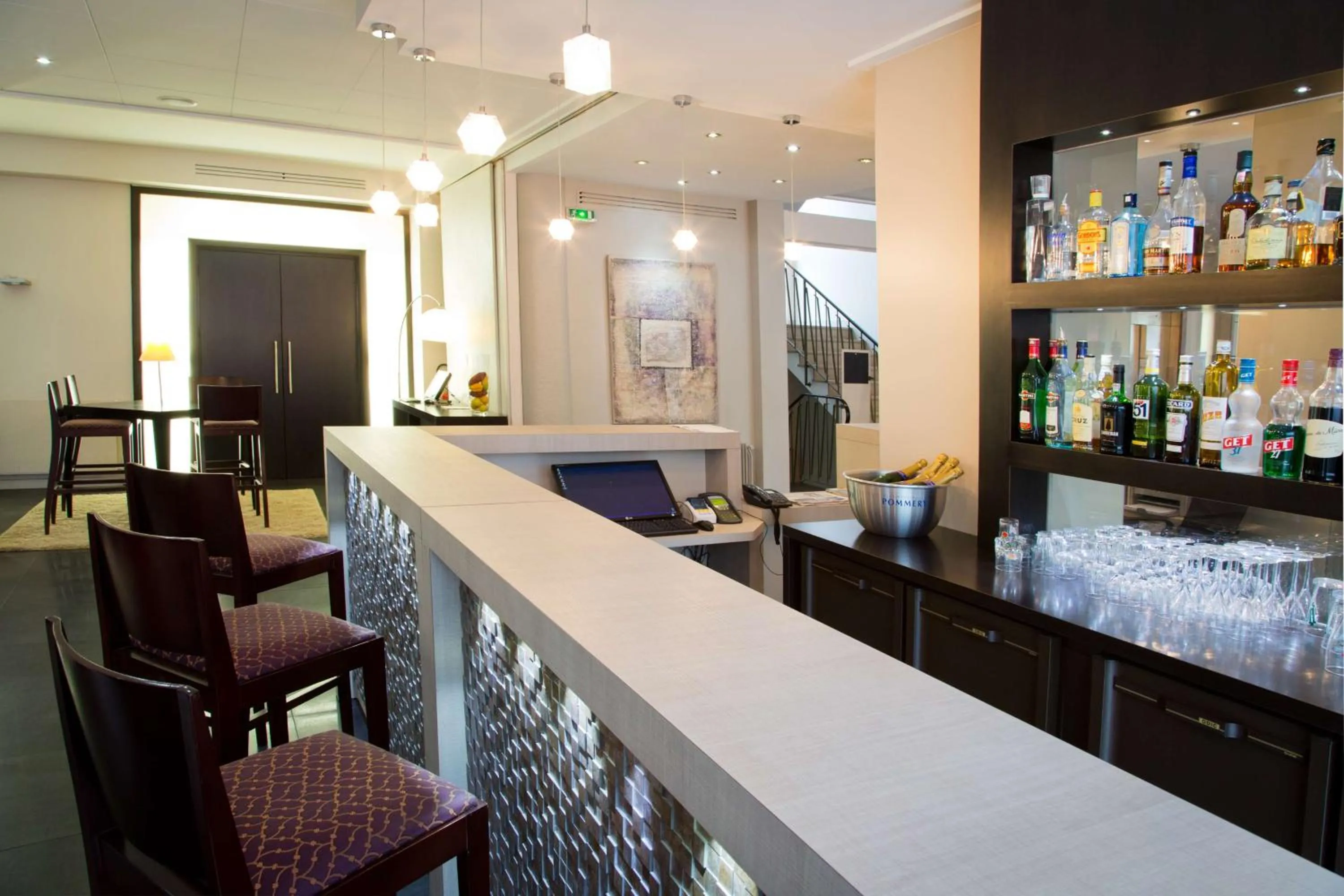 Lounge or bar in Best Western Plus Hotel Plaisance