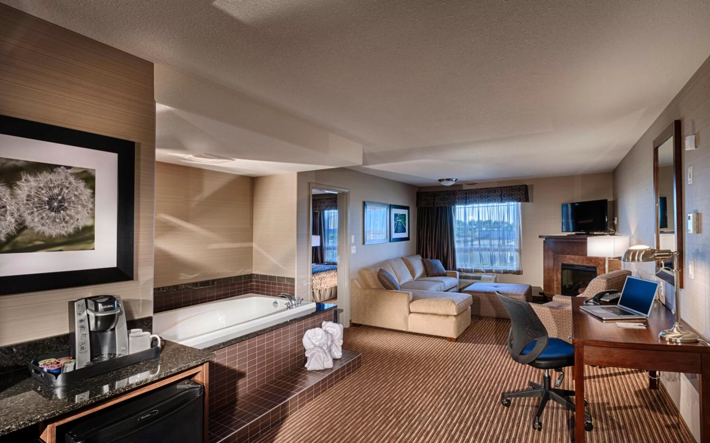 Photo of the whole room, Bed in Canalta Lac La Biche