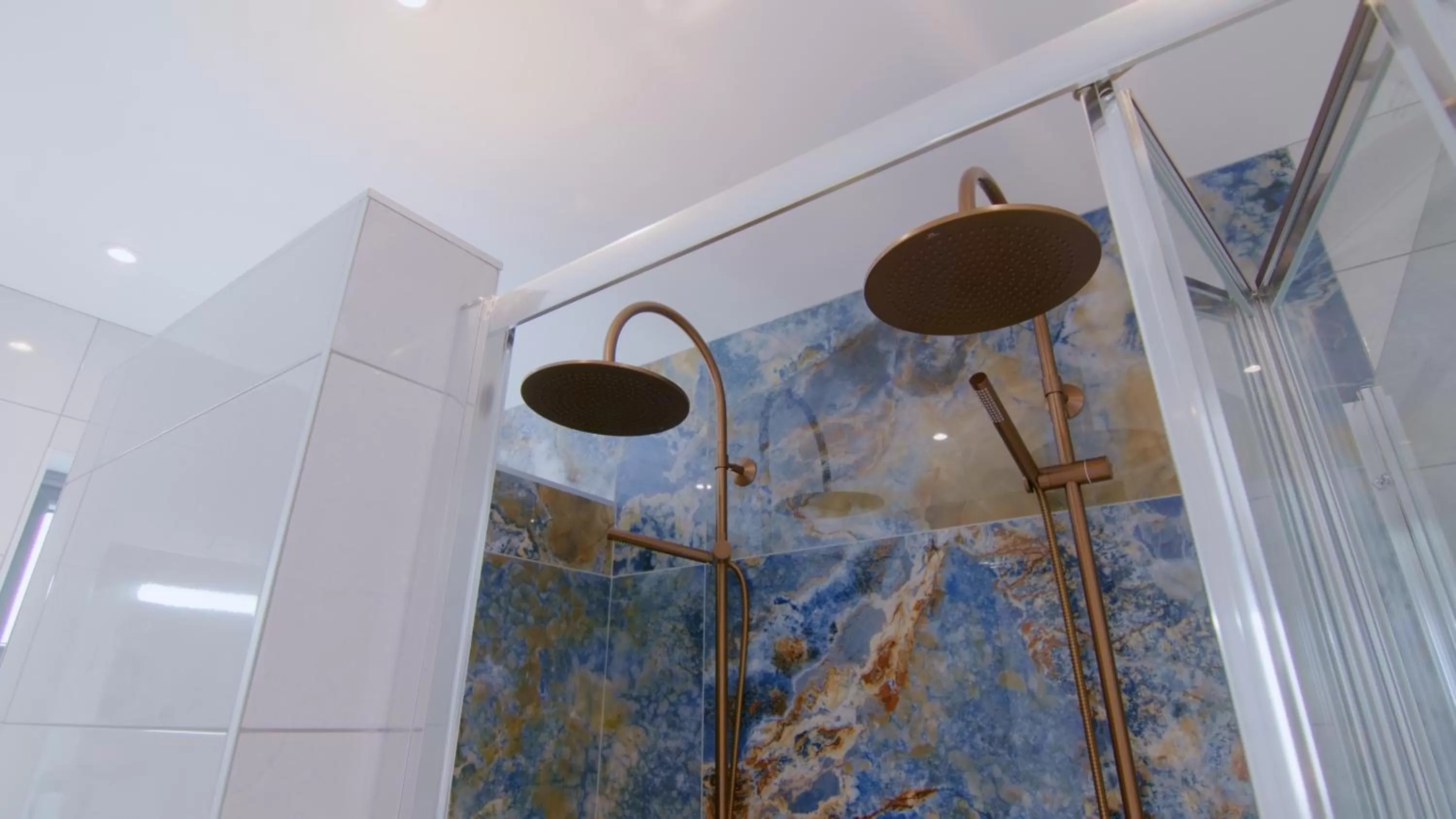 Bathroom in The Saratoga