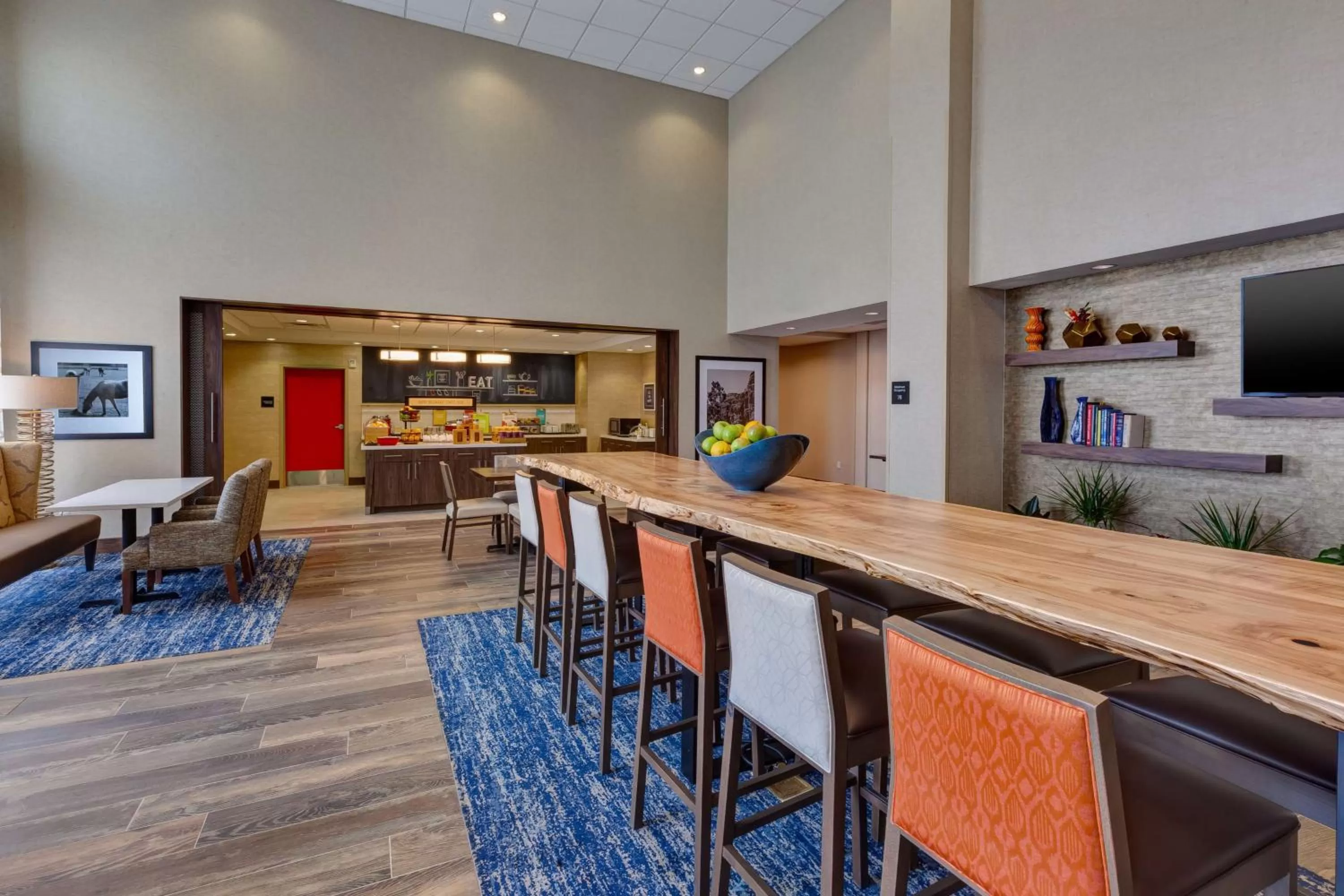 Breakfast in Hampton Inn & Suites Wells, Nv