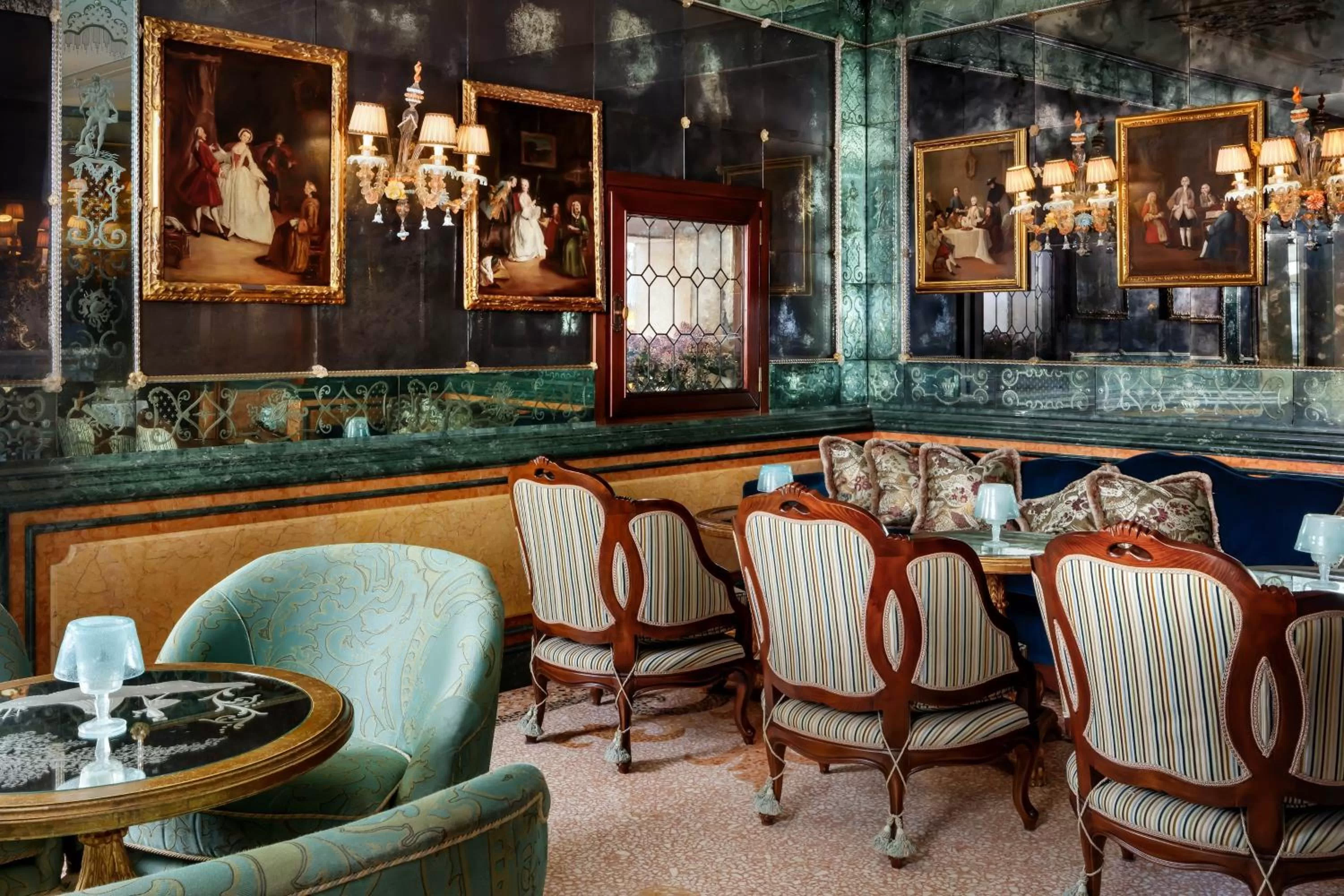 Lounge or bar in The Gritti Palace, a Luxury Collection Hotel, Venice