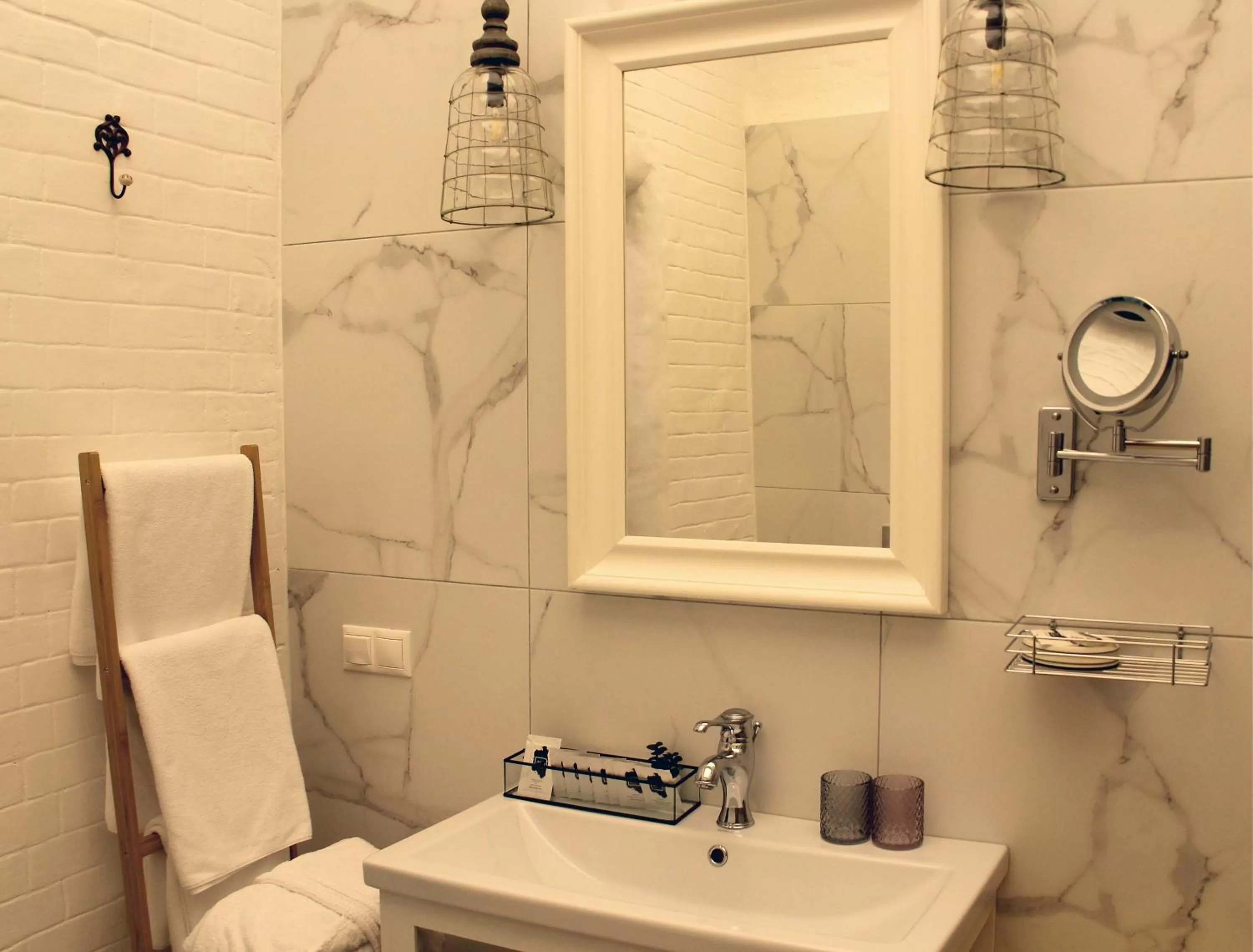 Shower, Bathroom in MaNNa Boutique Hotel