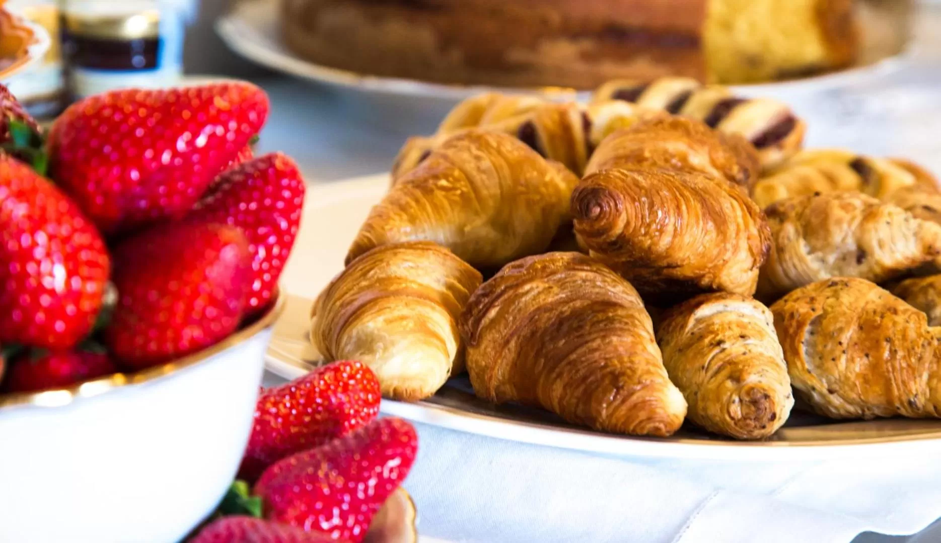 Buffet breakfast in Rinascimento Bed & Breakfast