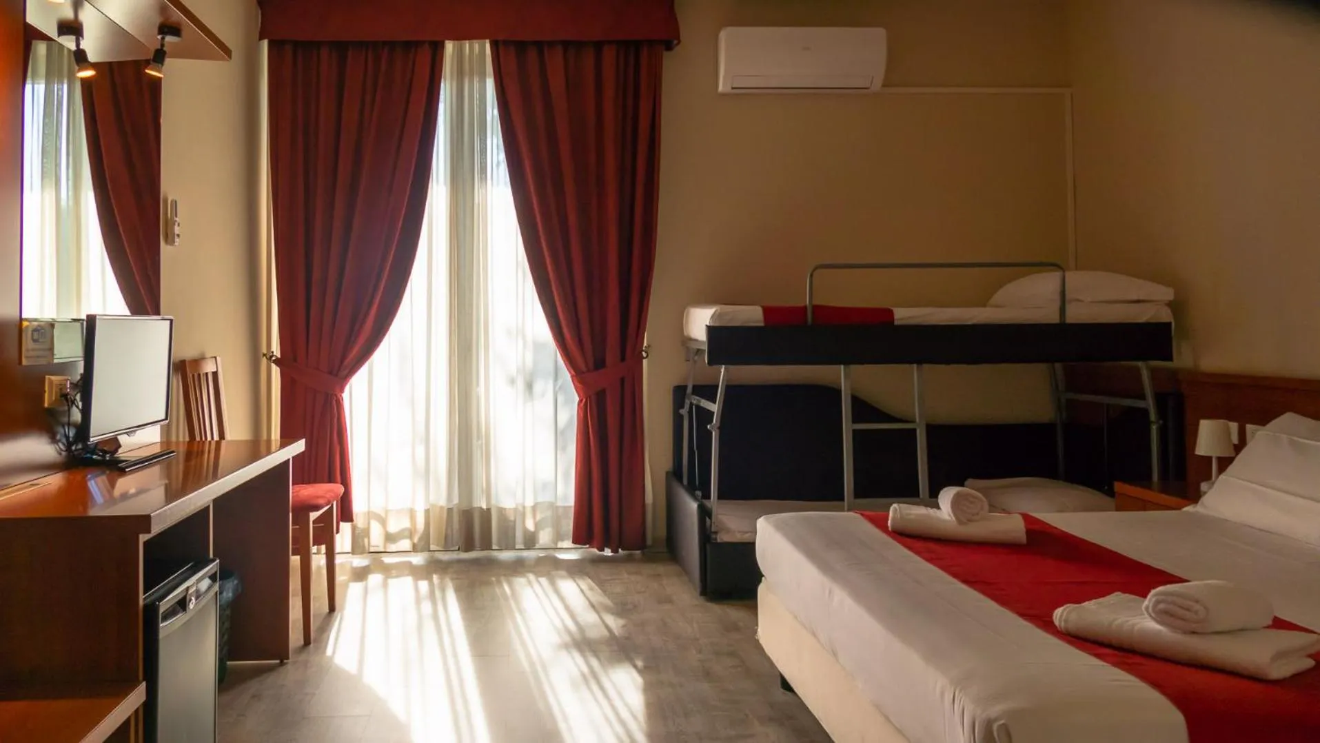Bedroom, Bed in Hotel Venezia Park - ENJOY HOLIDAY