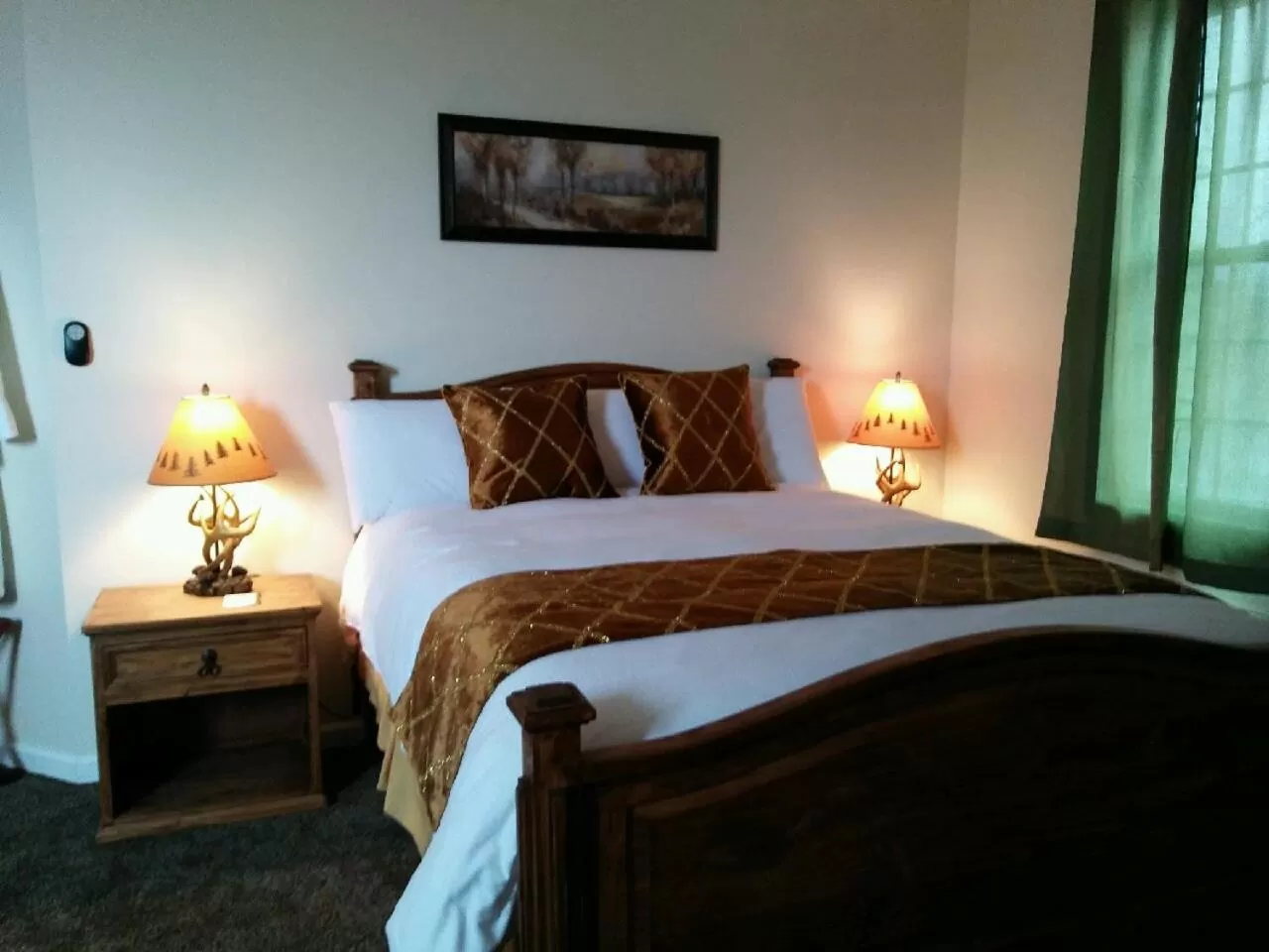 Bed in Deer Creek Winery at Brooks Estate