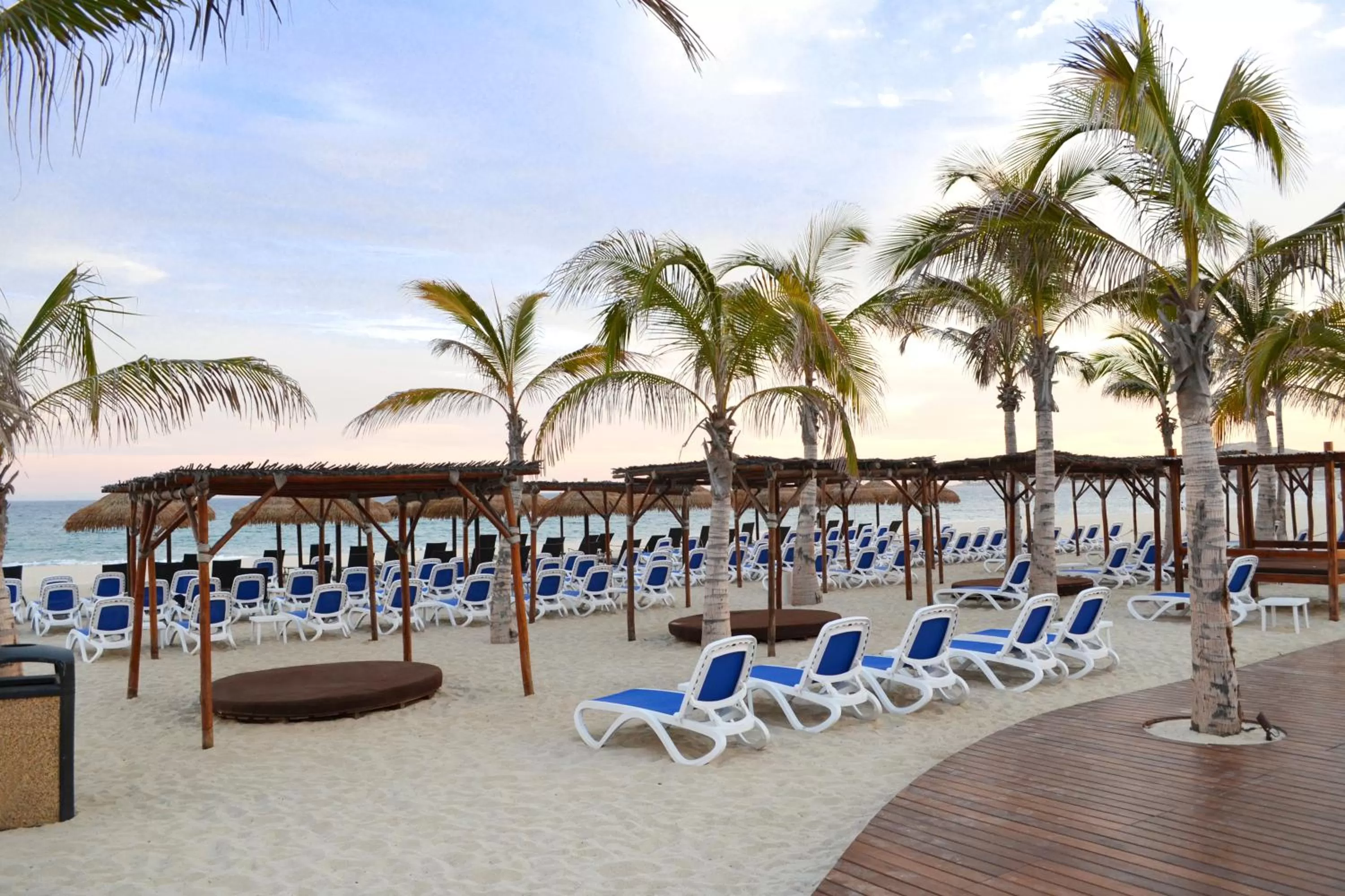Day in Grand Decameron Los Cabos, A Trademark All-Inclusive Resort