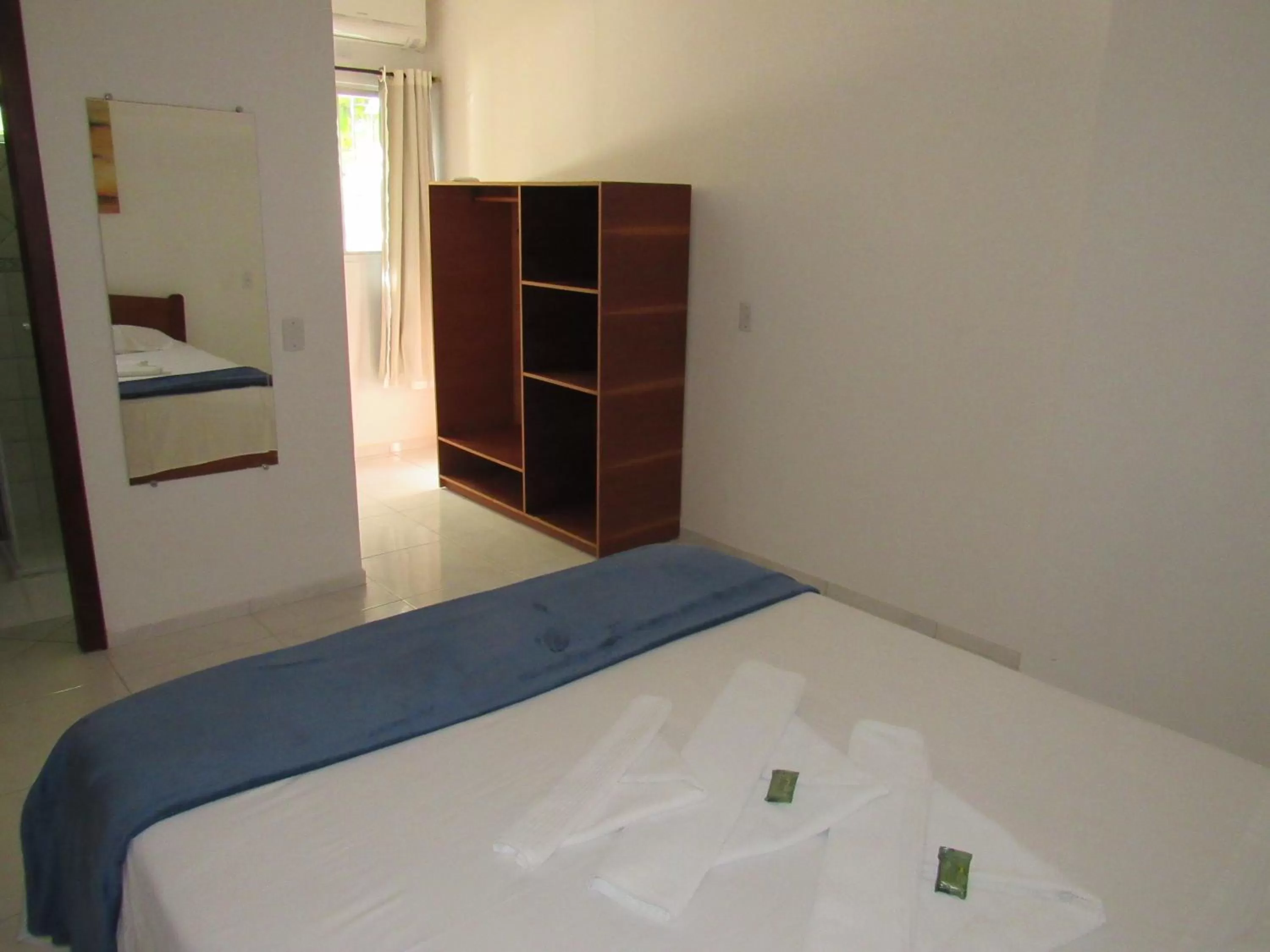 Photo of the whole room, Bed in Pousada Recanto da Barra