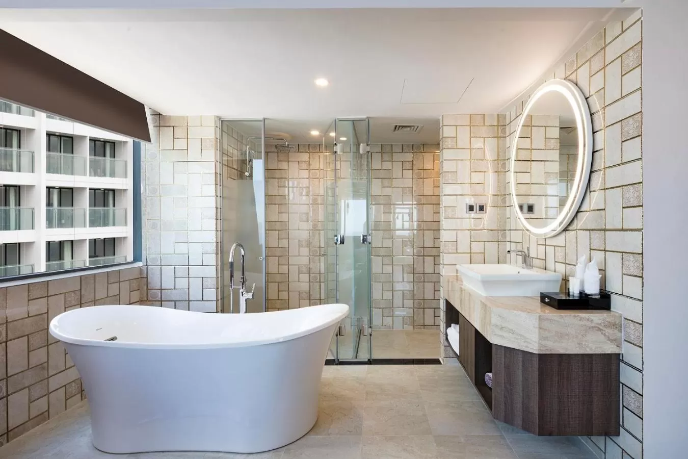 Shower in V Hotel Nha Trang