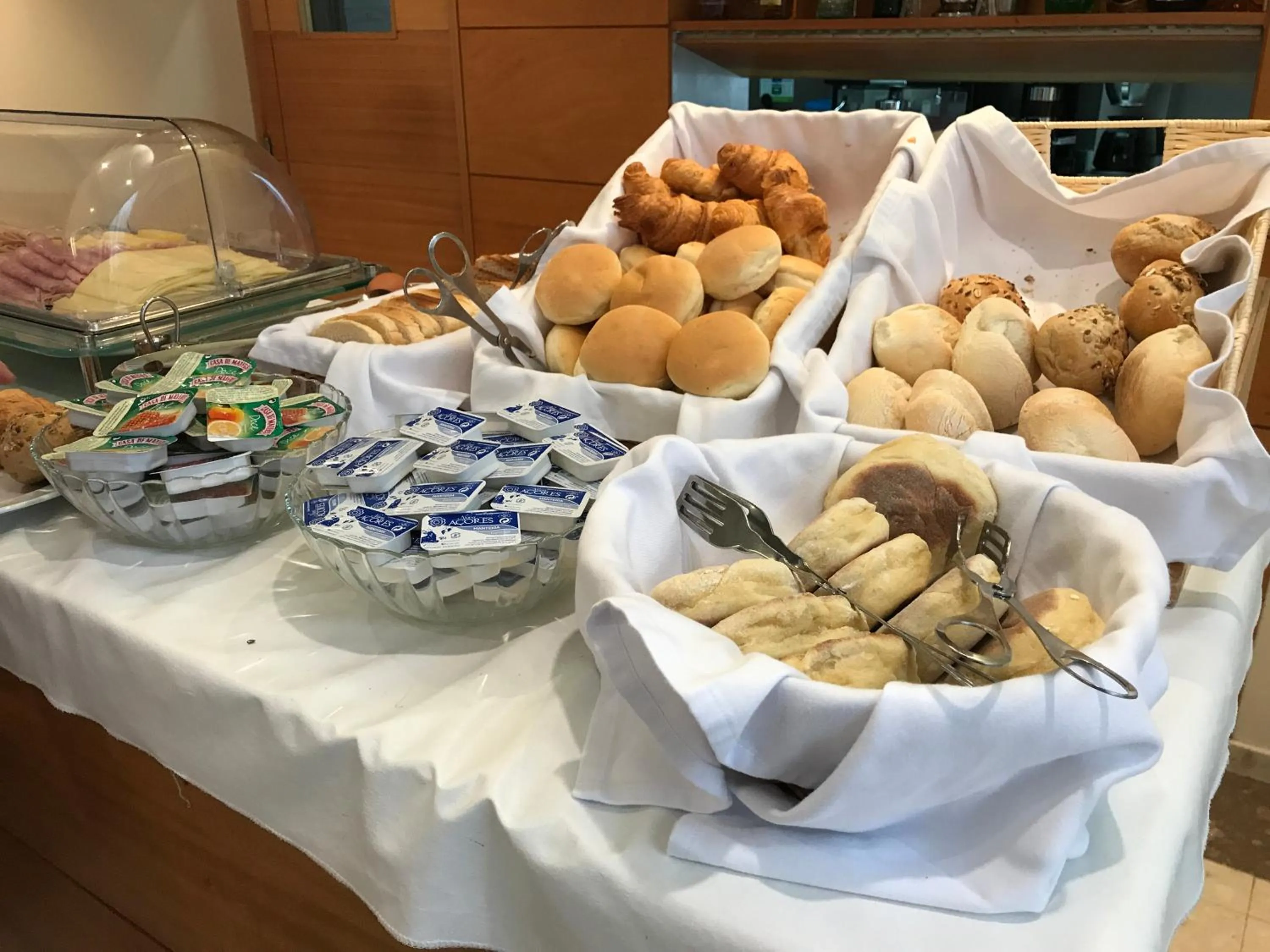 Continental breakfast in Hotel Matriz
