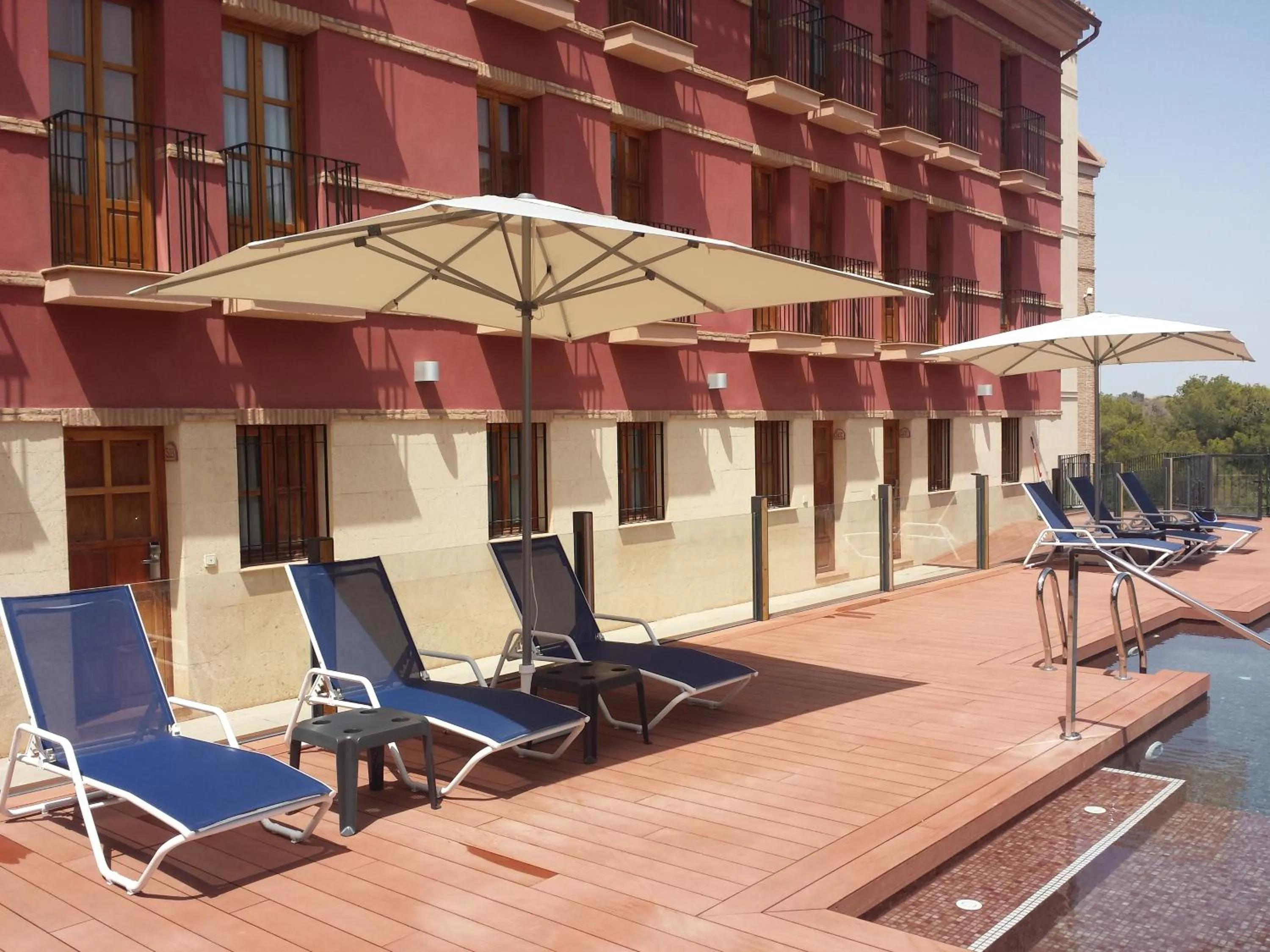 Swimming pool in Jardines de La Santa