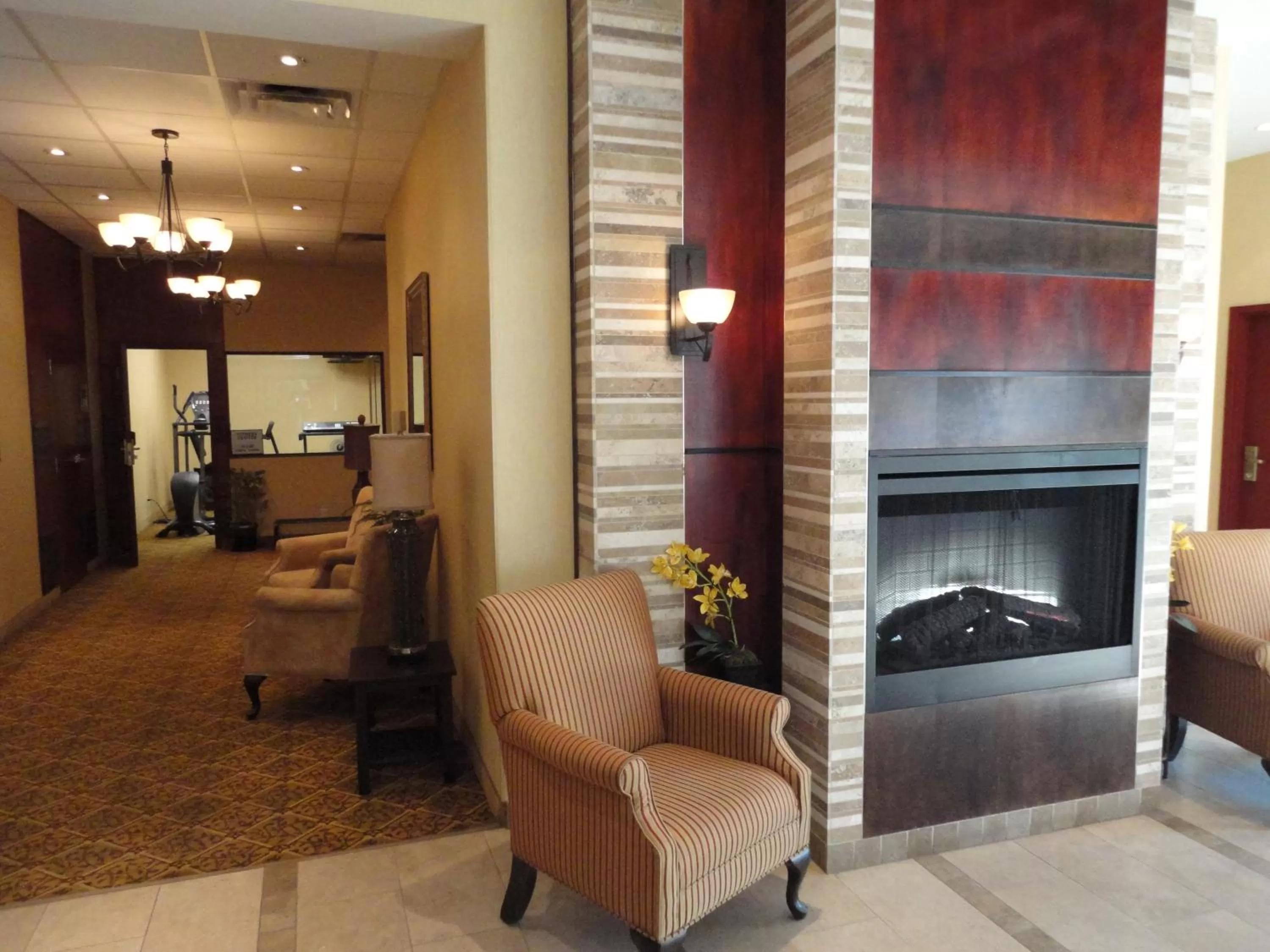 Lobby or reception in Days Inn by Wyndham Edmonton Downtown