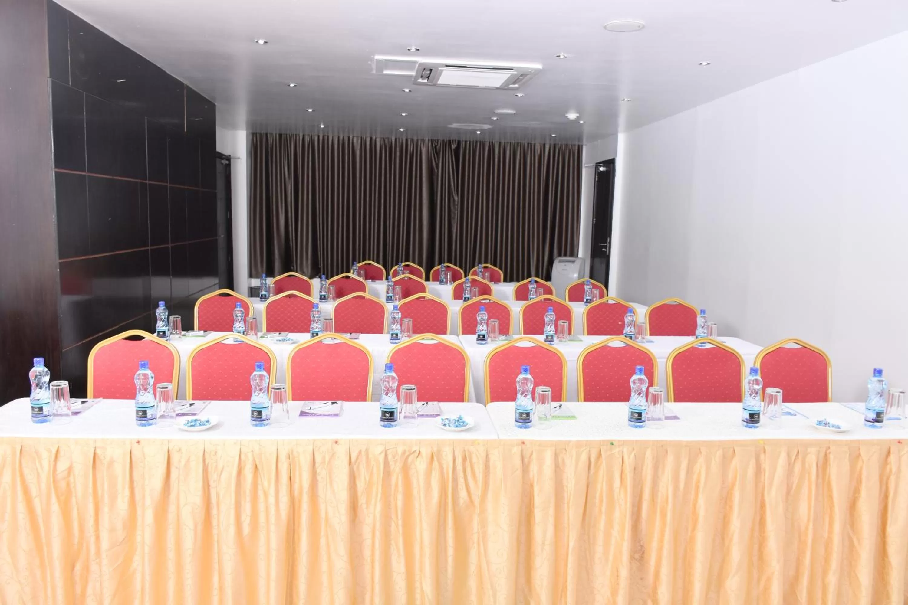 Banquet/Function facilities in La Maison Royale