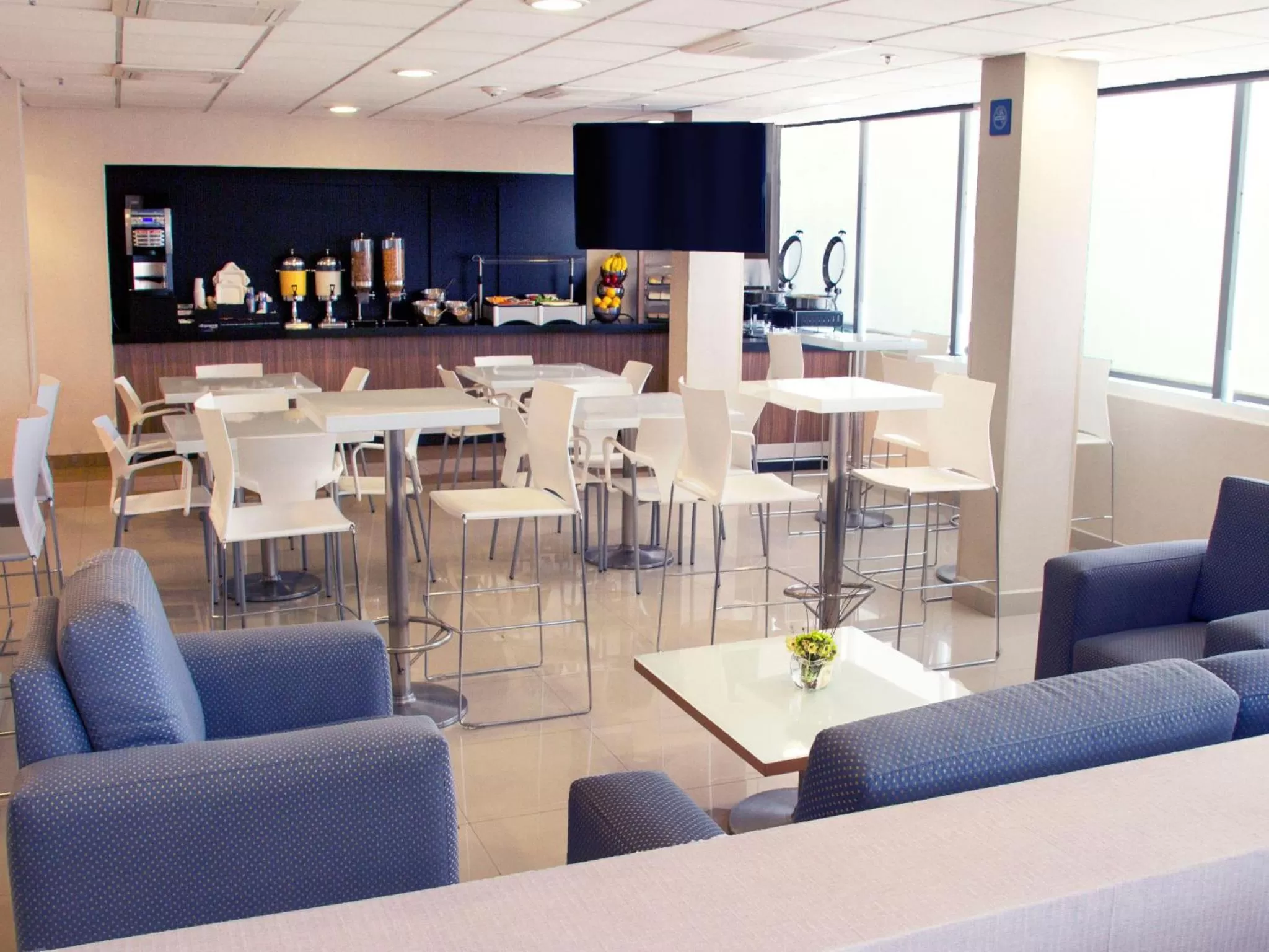 Restaurant/places to eat in City Express by Marriott Tepotzotlán