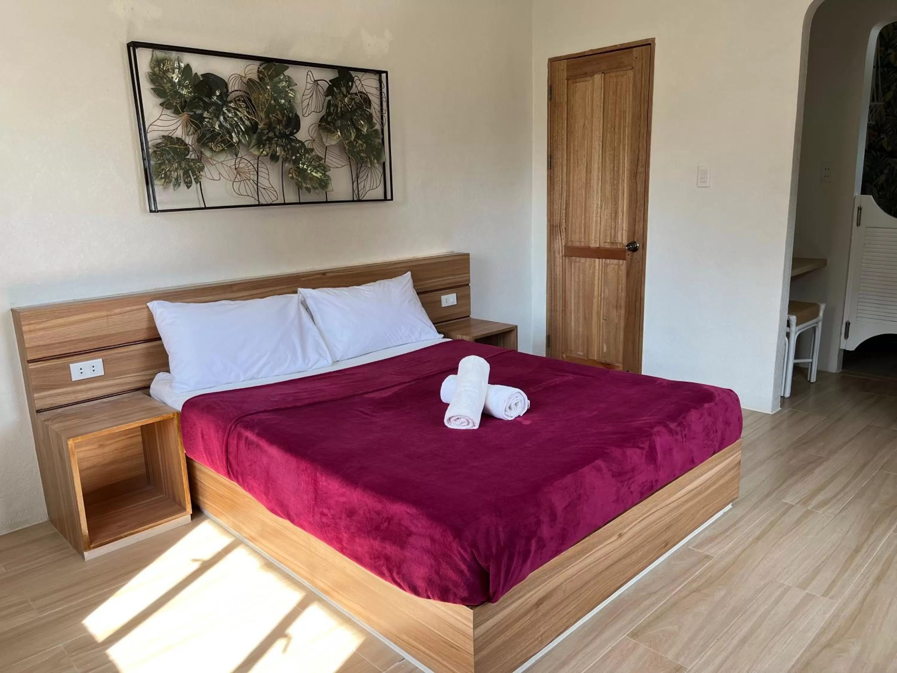 Bedroom, Bed in Red Knight Gardens