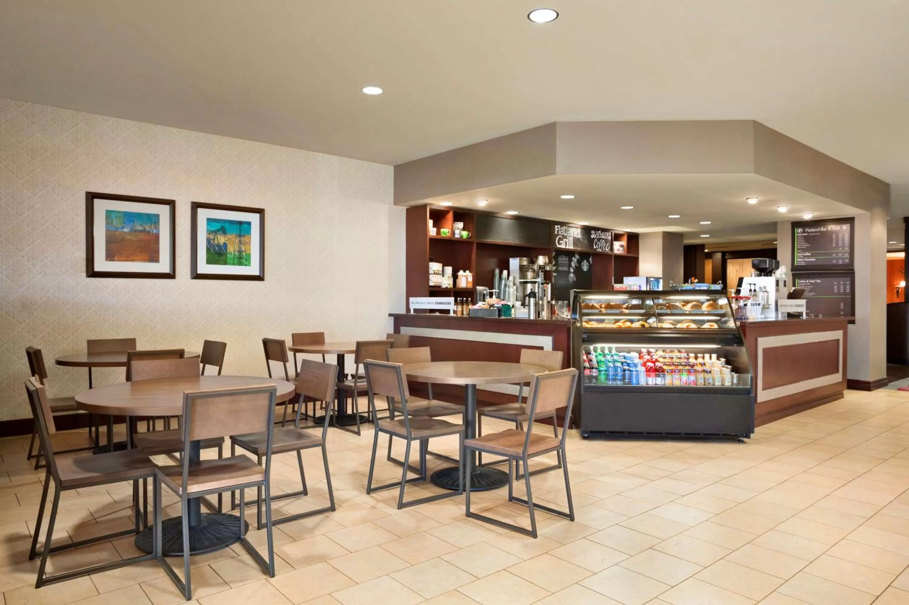 Restaurant/places to eat in DoubleTree by Hilton DFW Airport North
