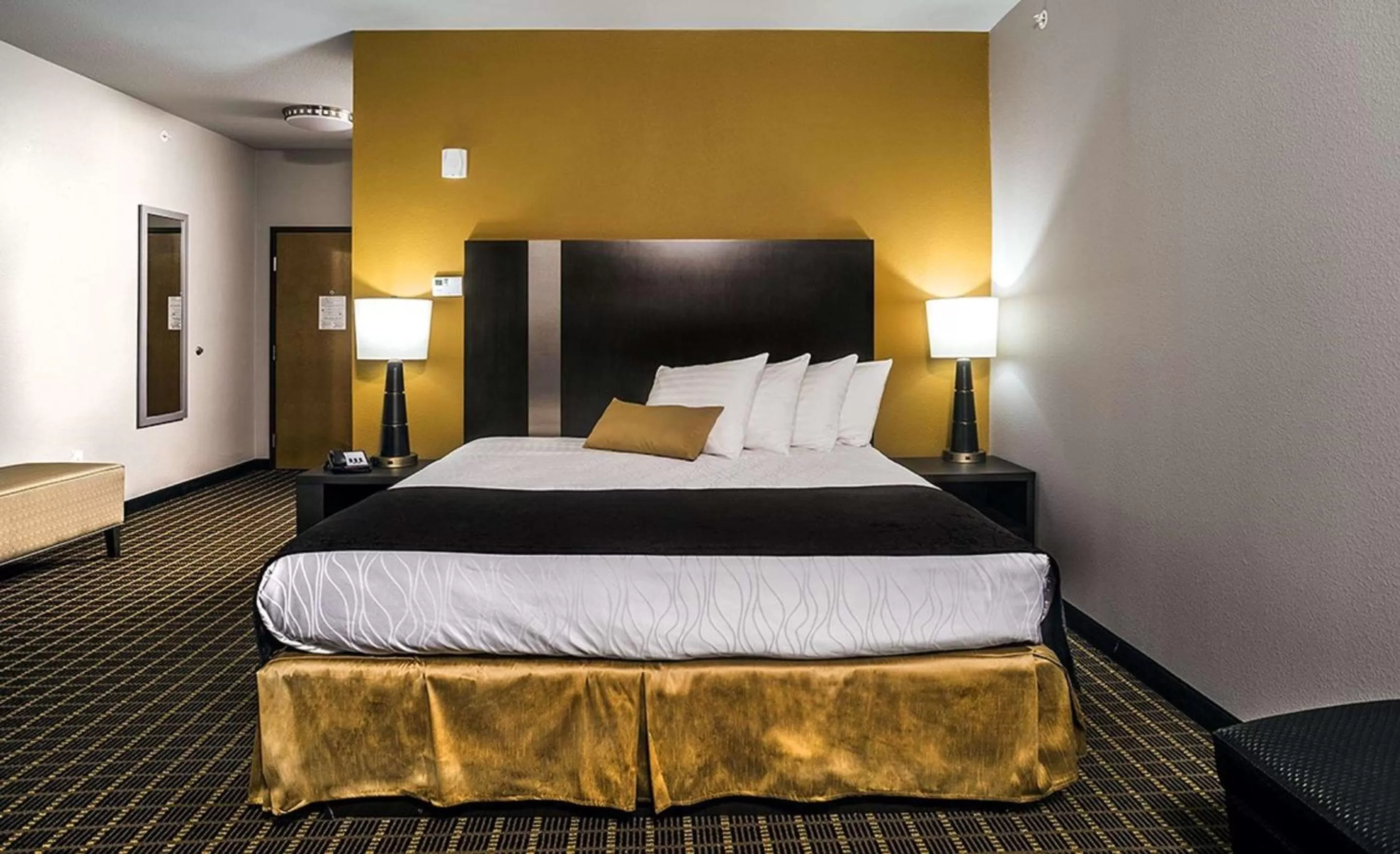 Photo of the whole room, Bed in Best Western Plus Lampasas Inn & Suites