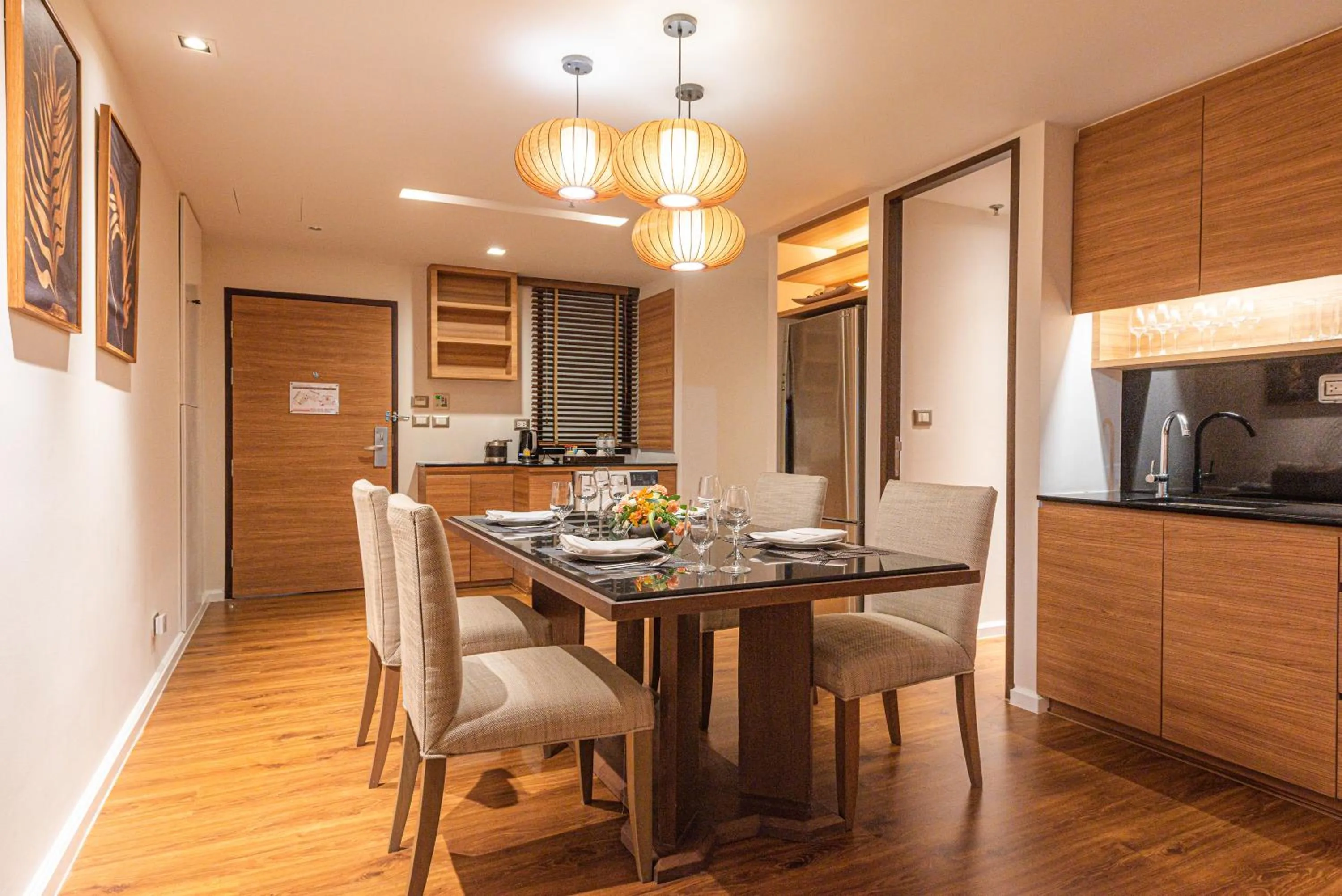 Living room in Summit Windmill Golf Suite Hotel at Suvarnabhumi