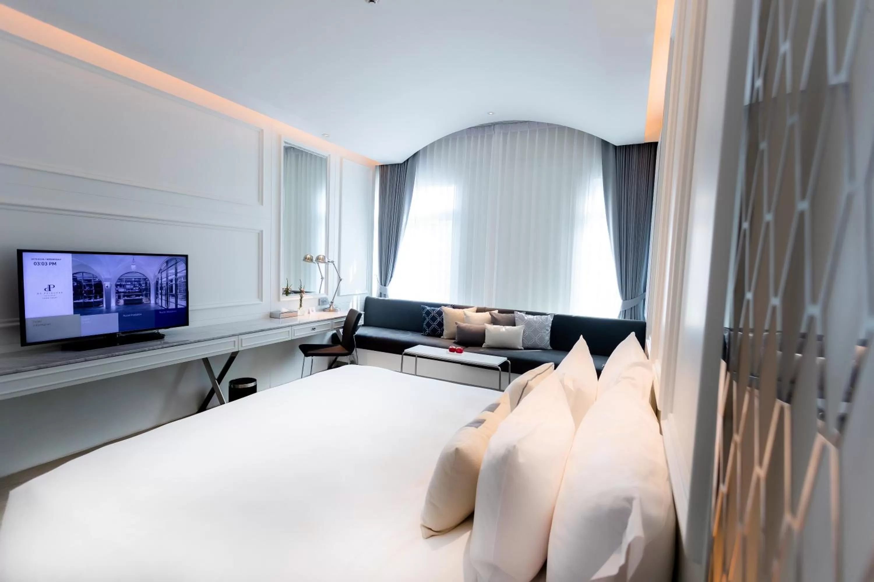 Bed in De Princess Hotel Udonthani