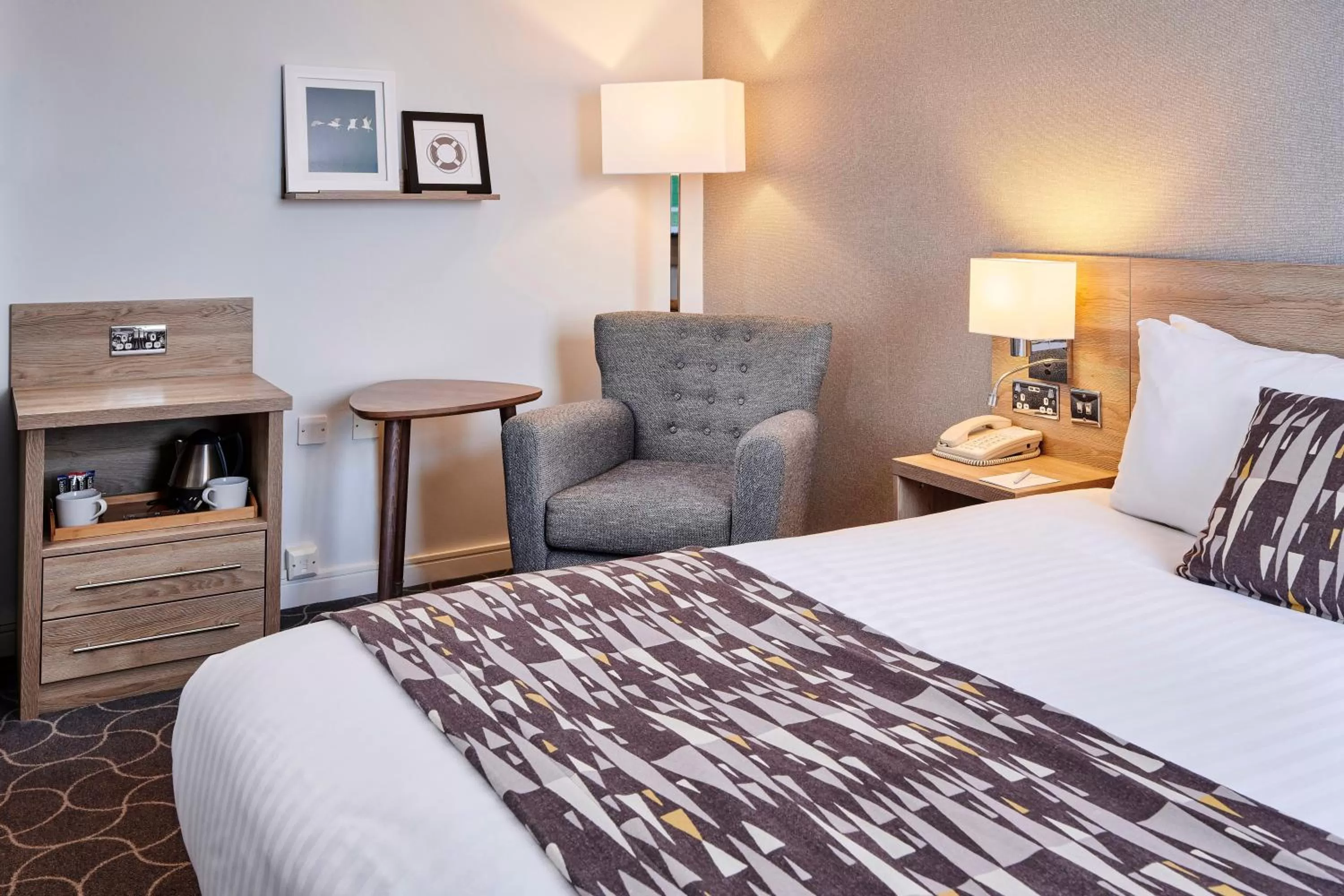 Restaurant/places to eat, Bed in Holiday Inn Ellesmere Port/Cheshire Oaks by IHG