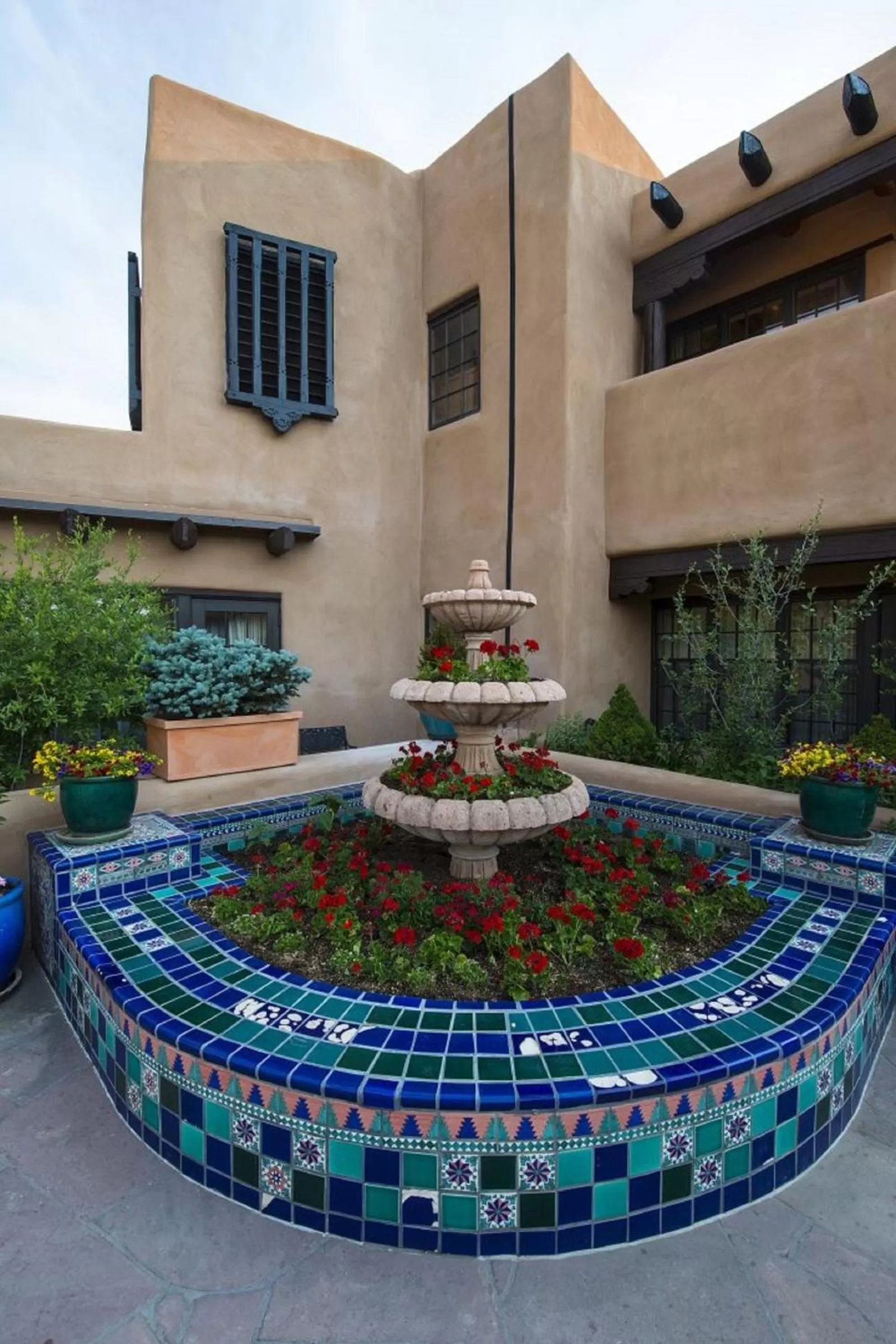 Decorative detail in La Fonda on the Plaza