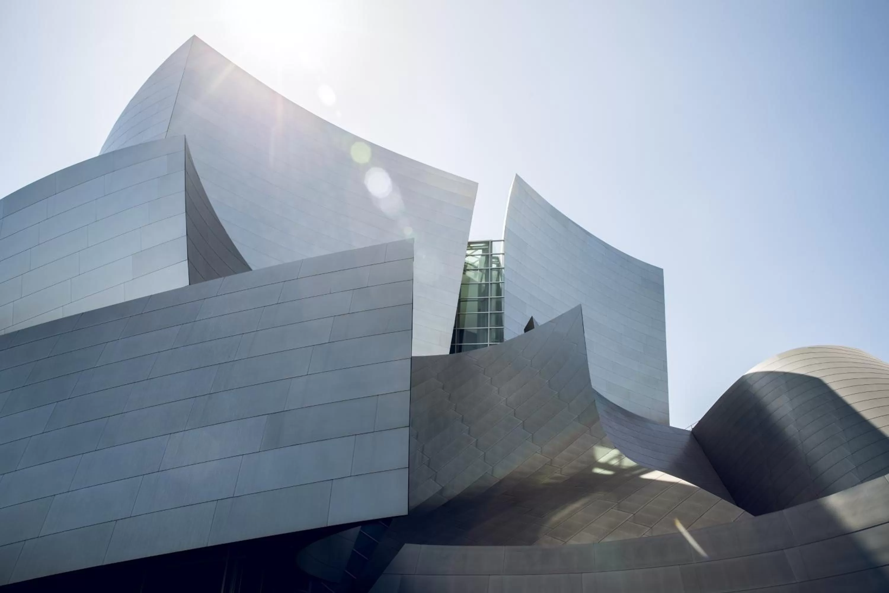 Nearby landmark in American Hotel