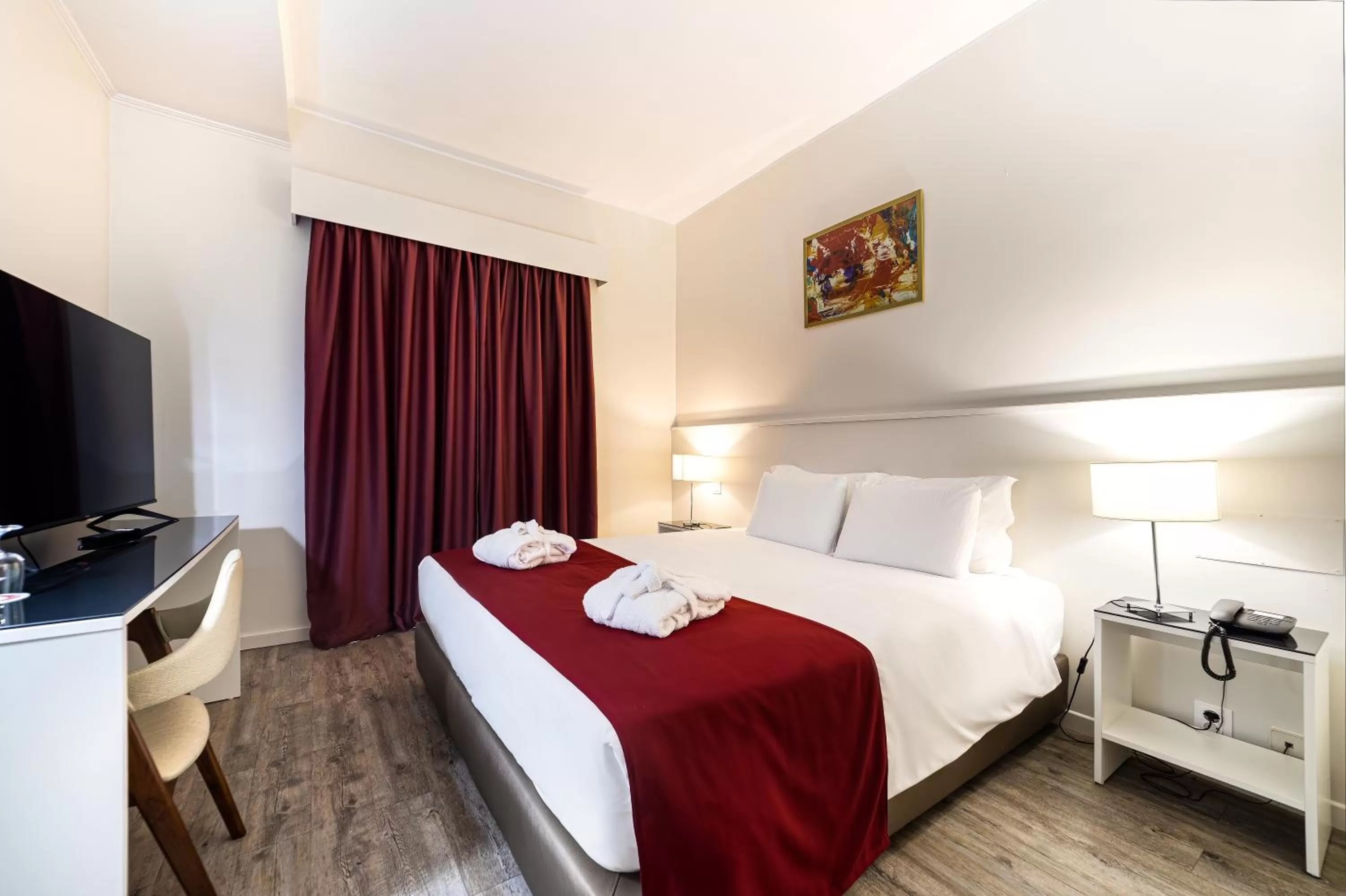 Superior Double Room in Hotel Estacão - Braga