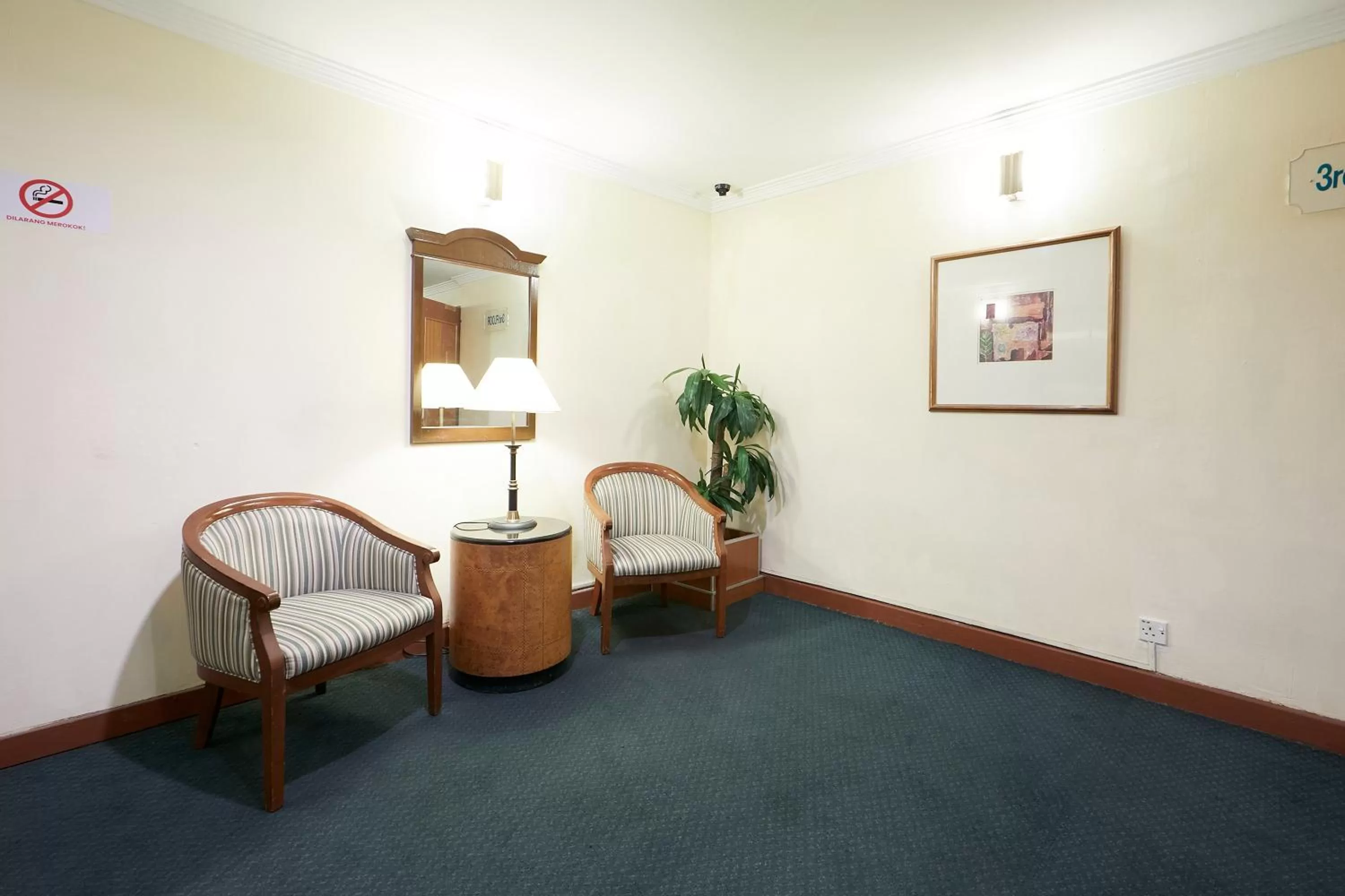 Decorative detail in Grand Pacific Hotel PWTC