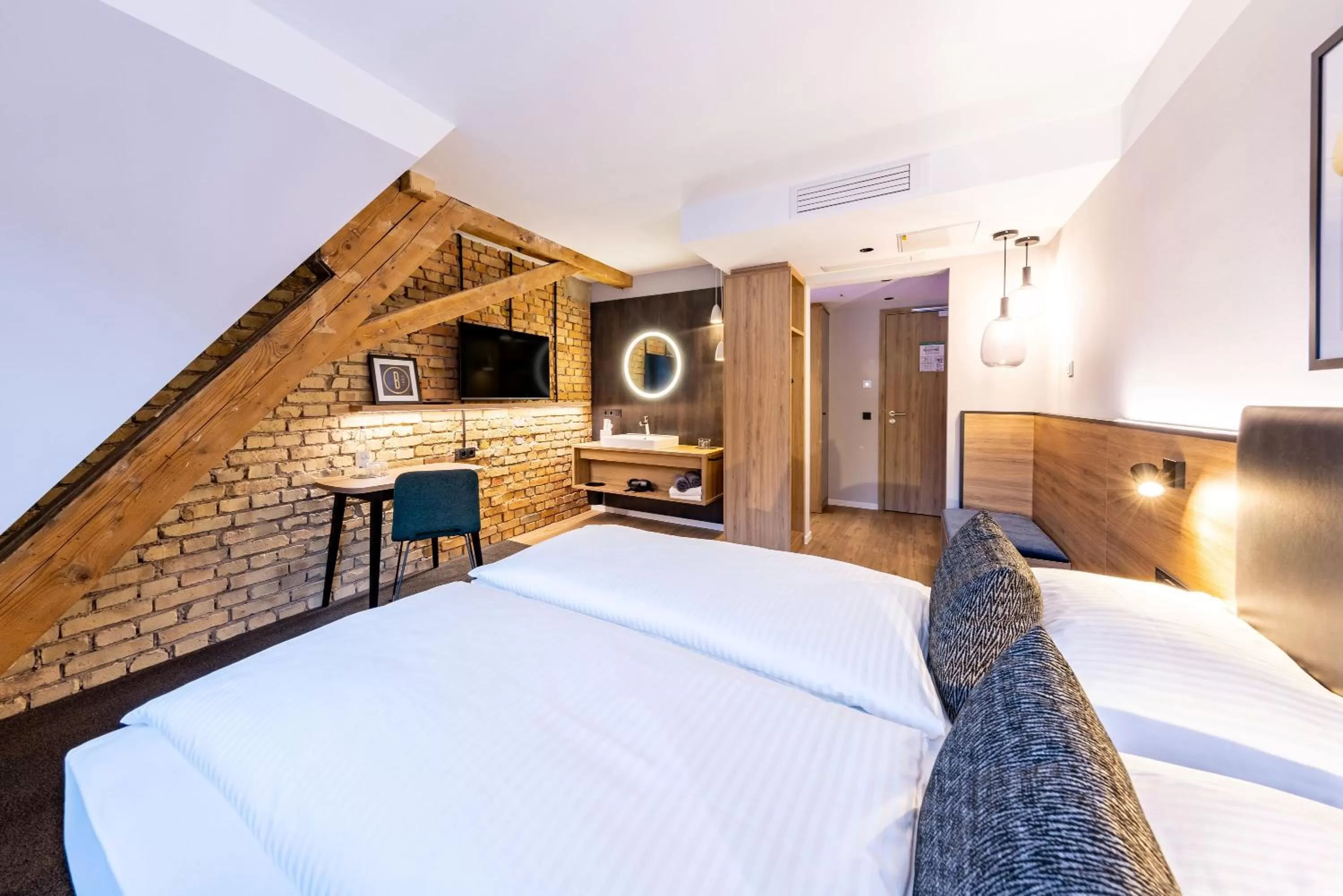 Bedroom, Bed in BOLLWERK Lifestyle Hotel, automatisiertes Hotel mit Self Check In