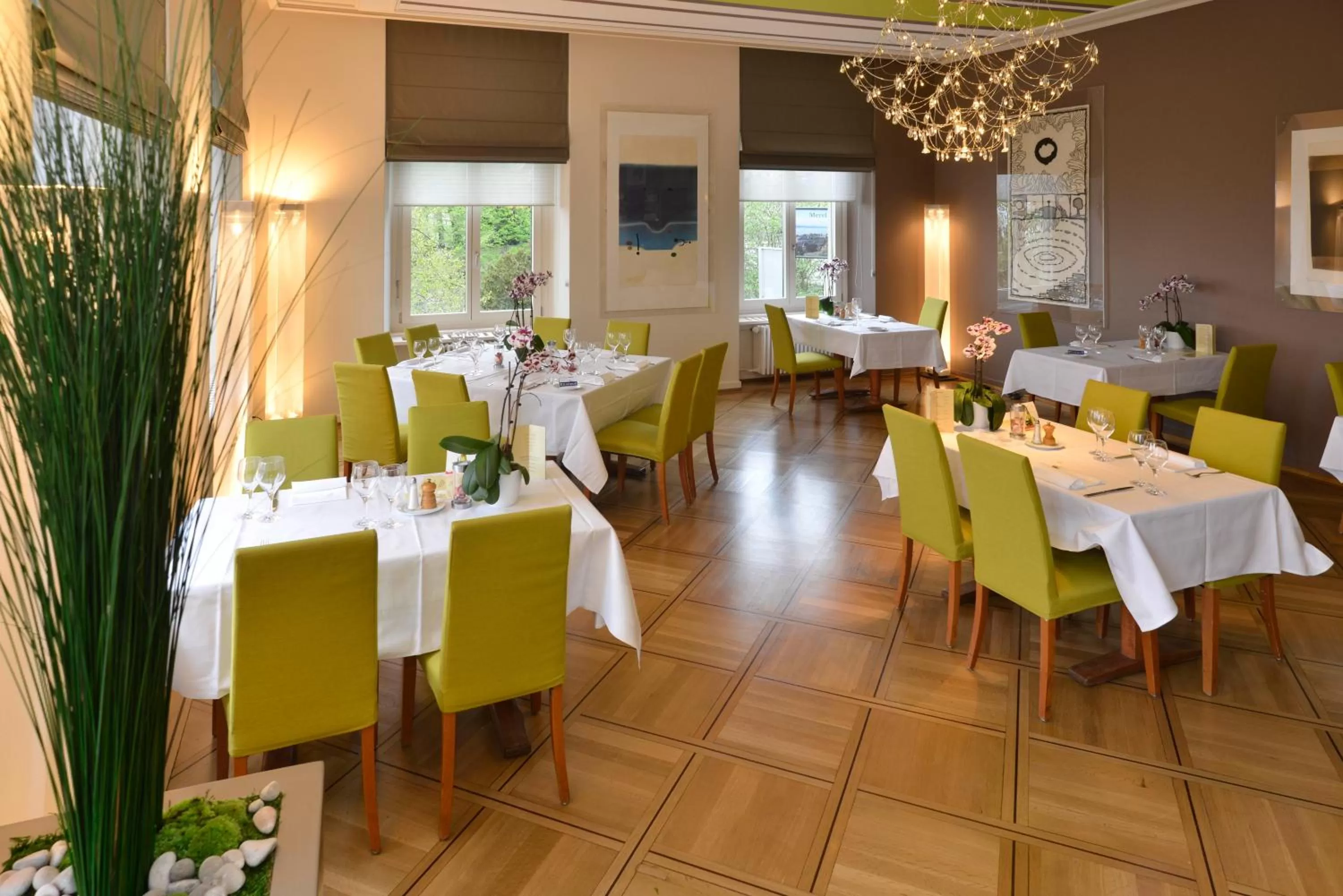 Restaurant/places to eat in Hôtel Alpes & Lac