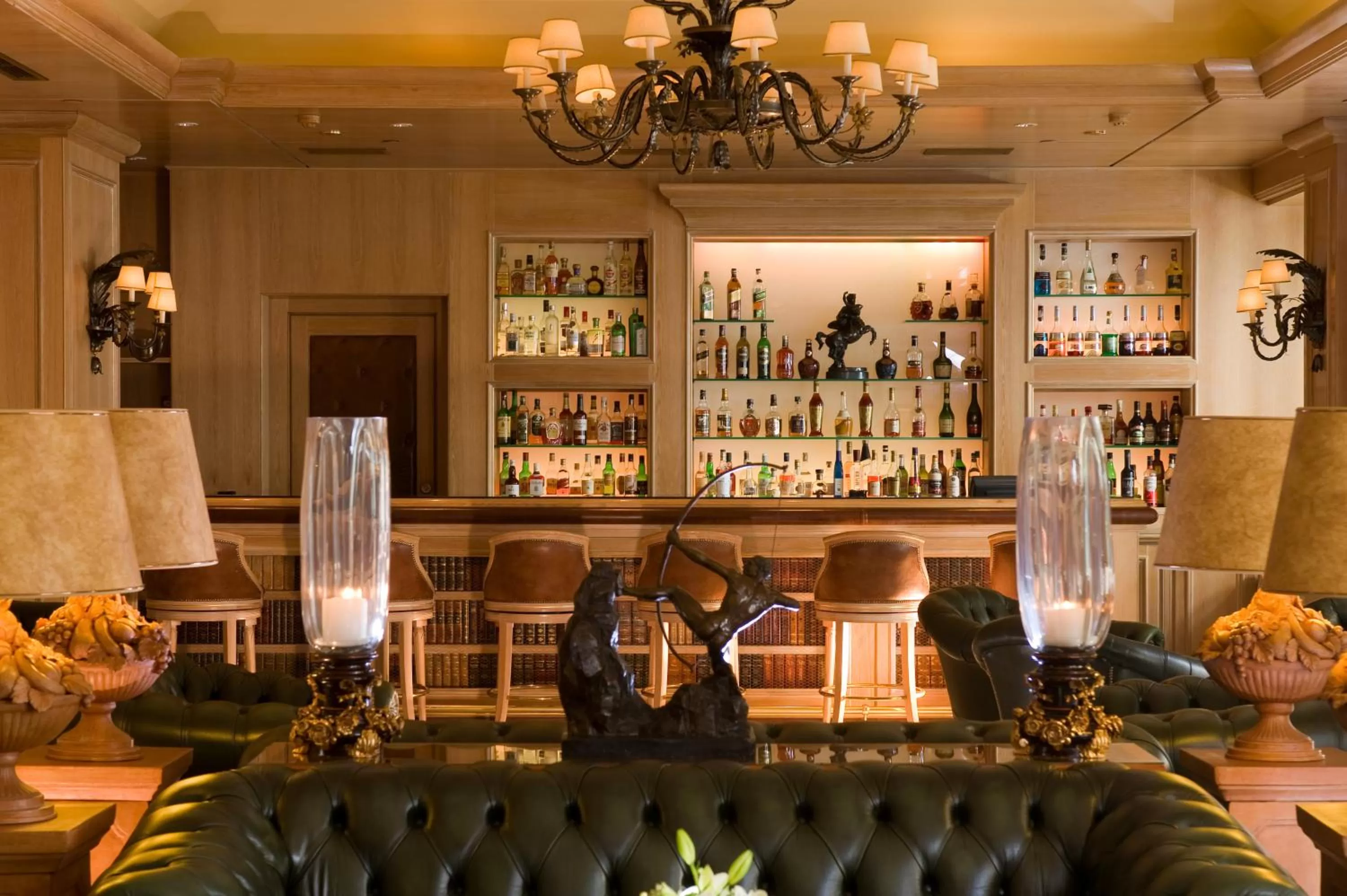 Lounge or bar in Royal Olympic Hotel