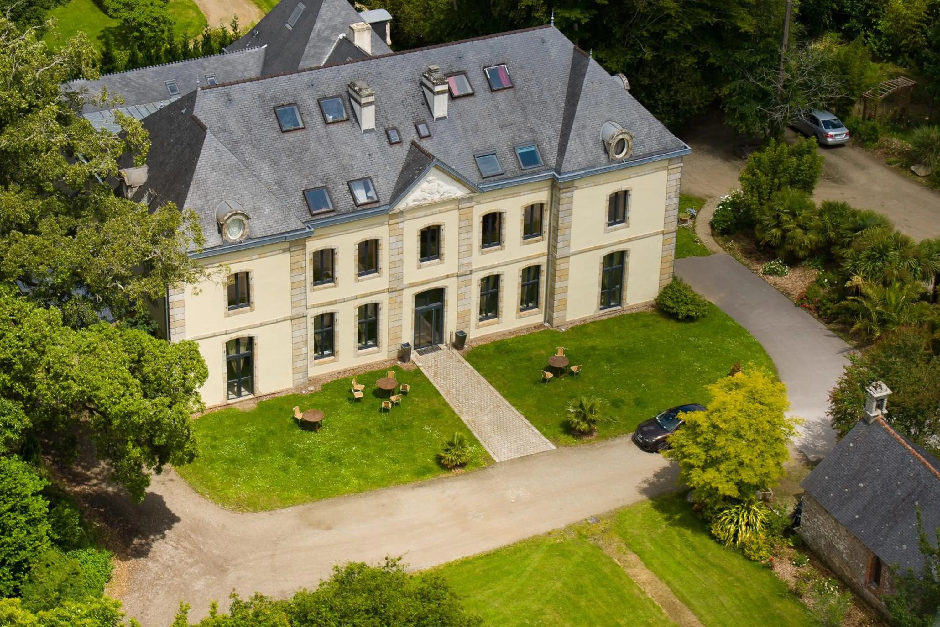 Bird's eye view in Manoir des Indes, The Originals Relais