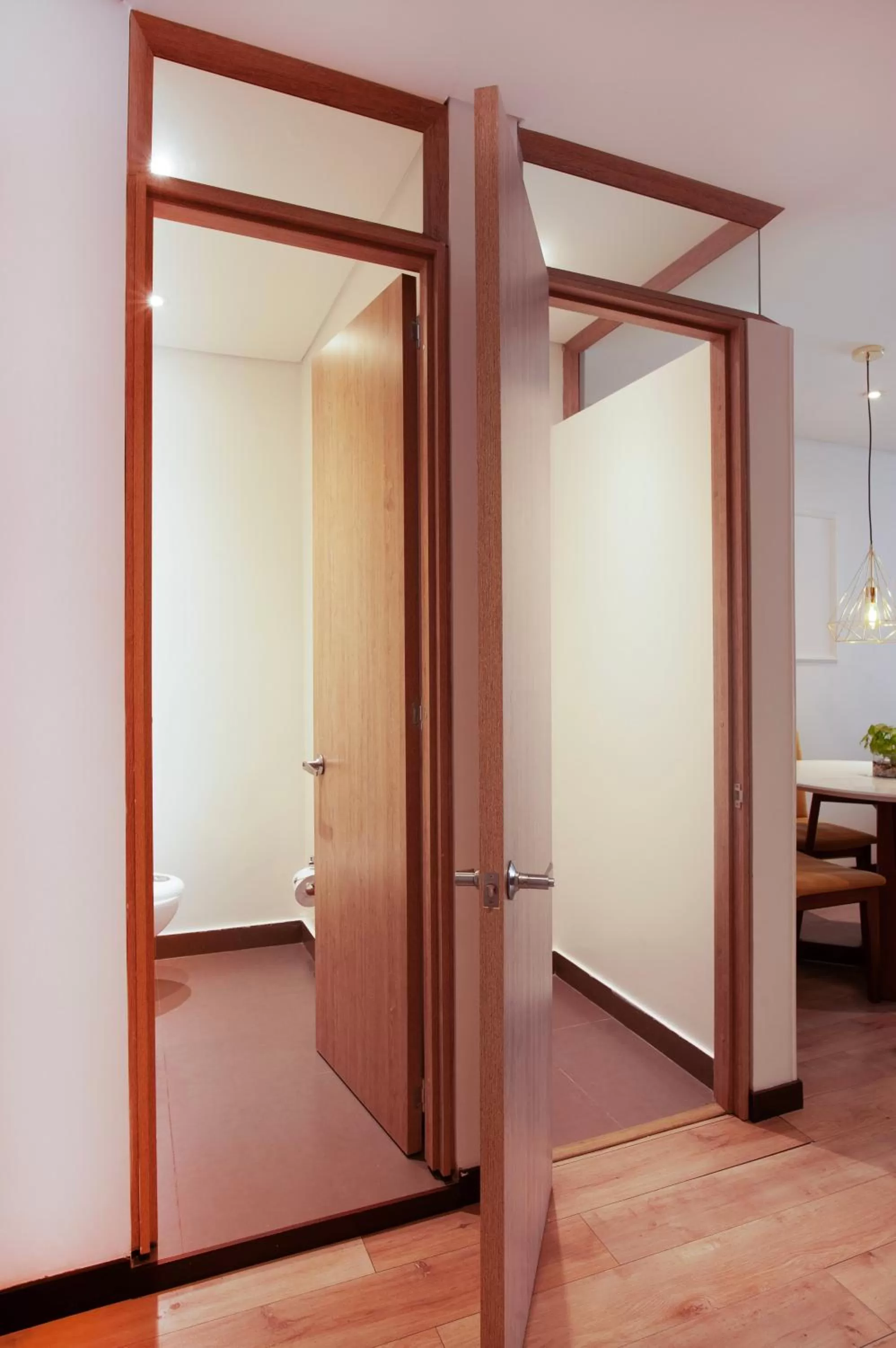 Bathroom, Bed in Hemma Bogotá Country Luxury Suites Hotel