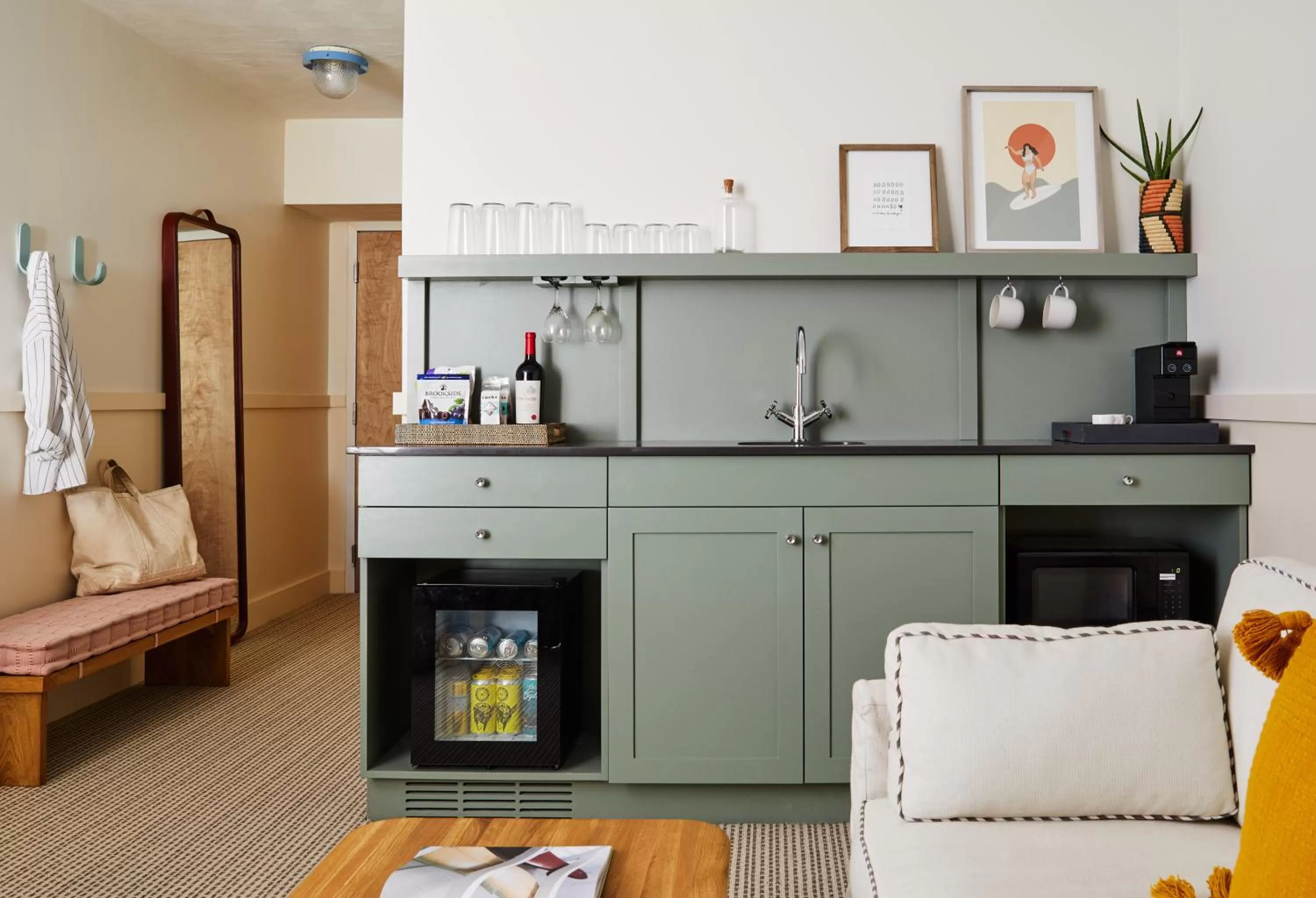 Kitchen or kitchenette in Wayfinder Newport