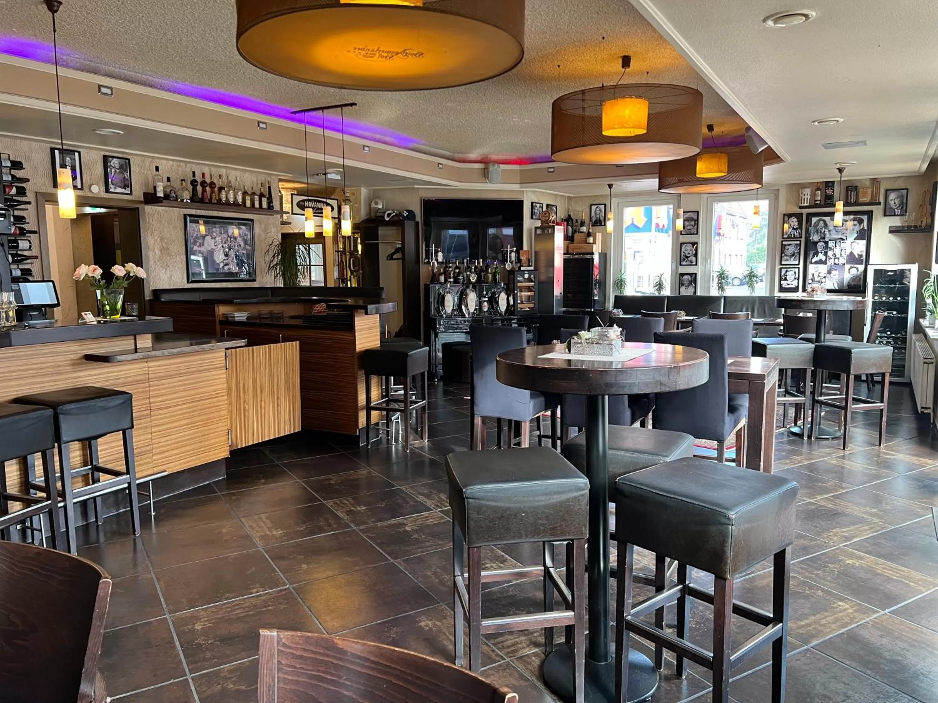 Restaurant/Places to Eat in Hotel Ammerländer Hof