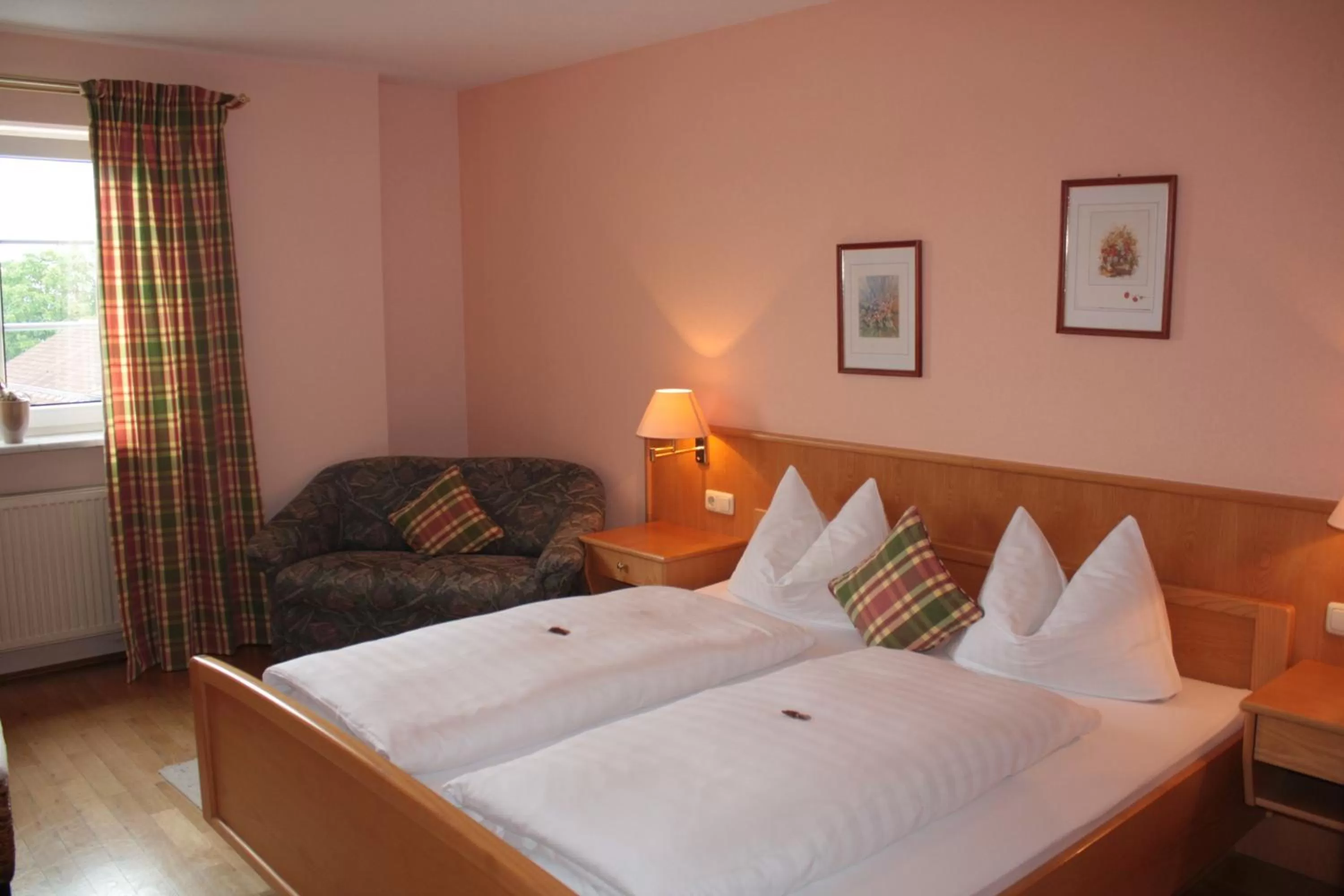 Photo of the whole room, Room Photo in Bäckerei Konditorei Frühstückspension WAGNER